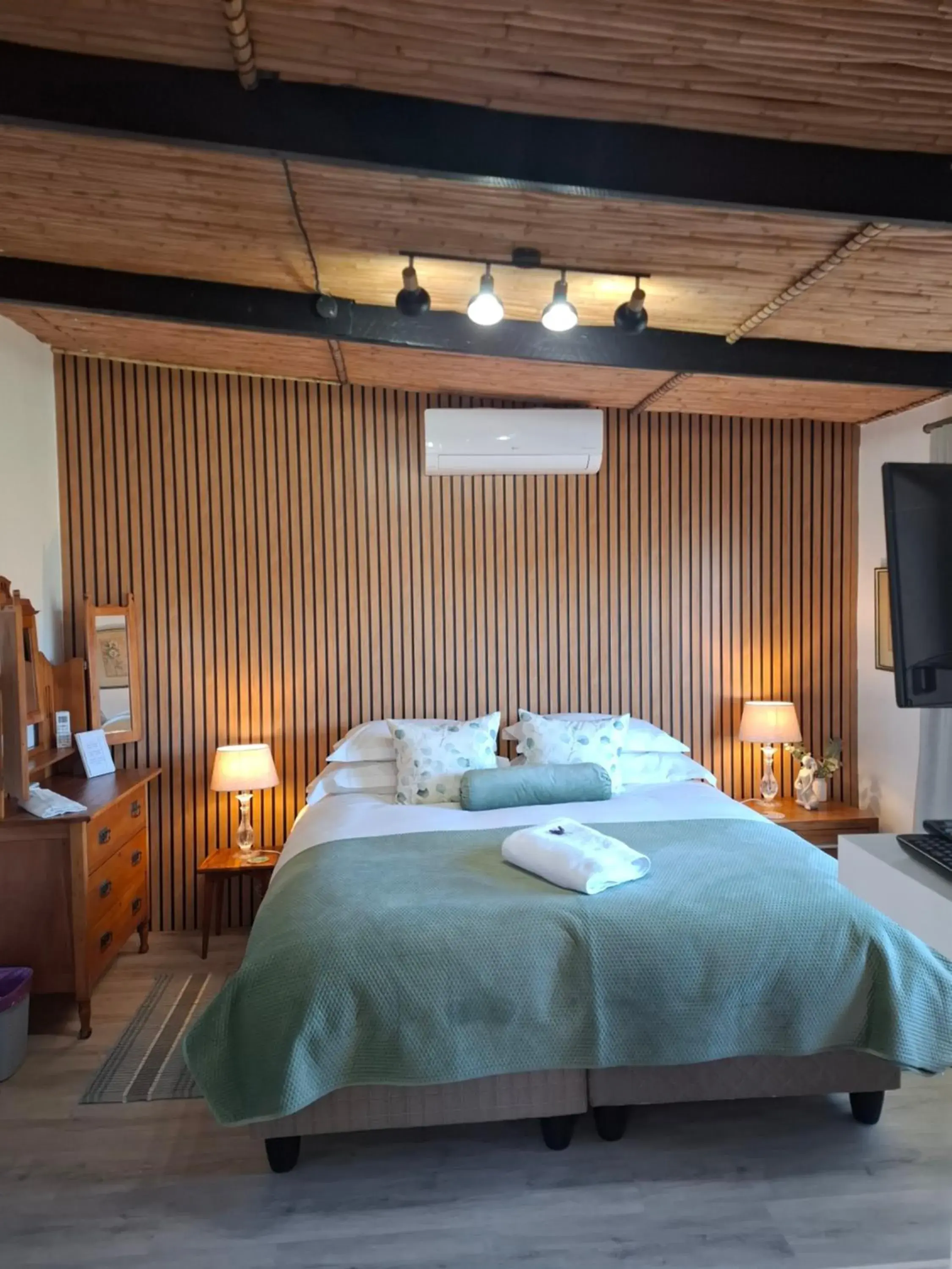 Photo of the whole room, Bed in The Vineyard Country House Photo of the whole room, Bed in The Vineyard Country House