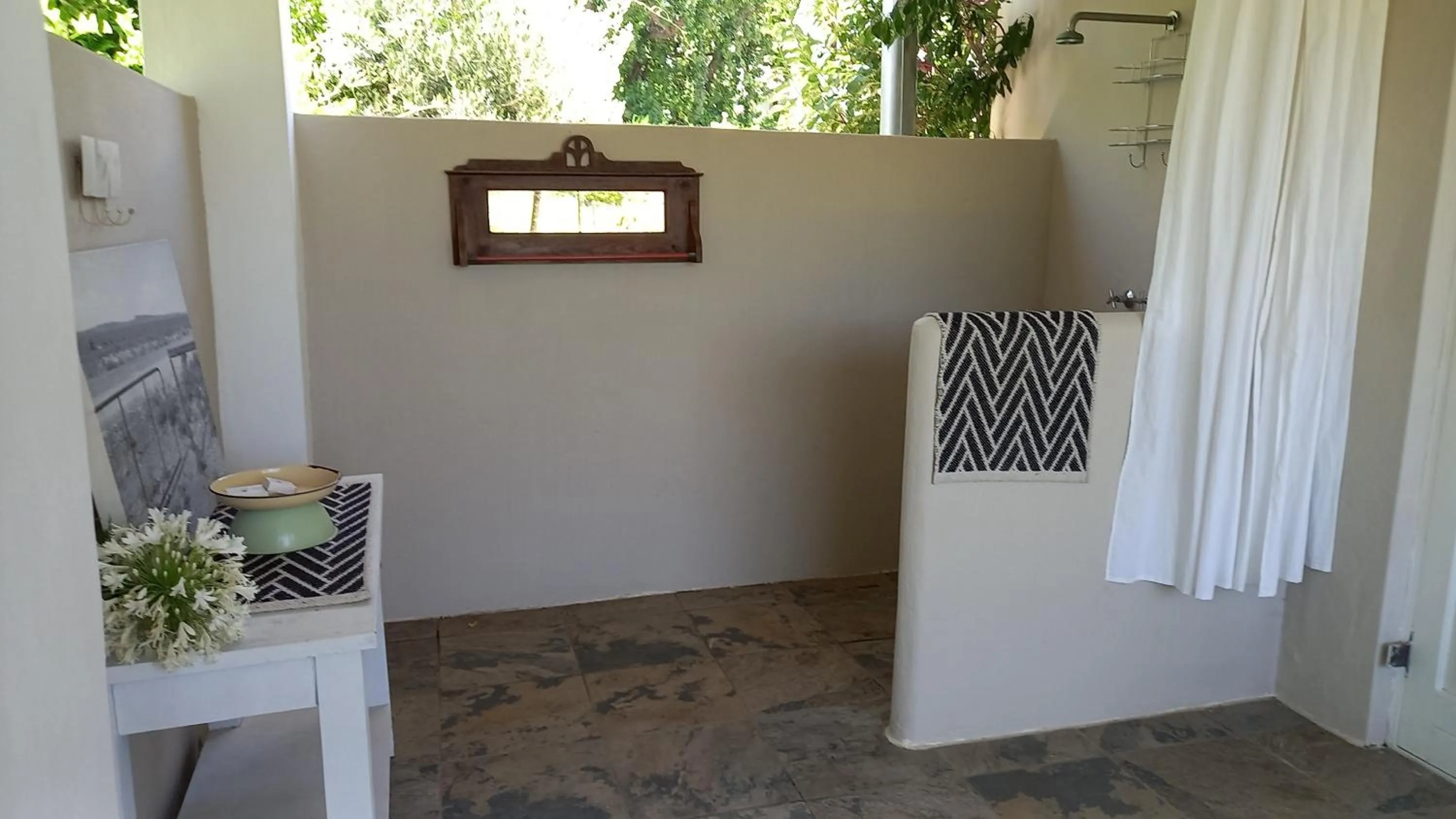 Shower in The Vineyard Country House