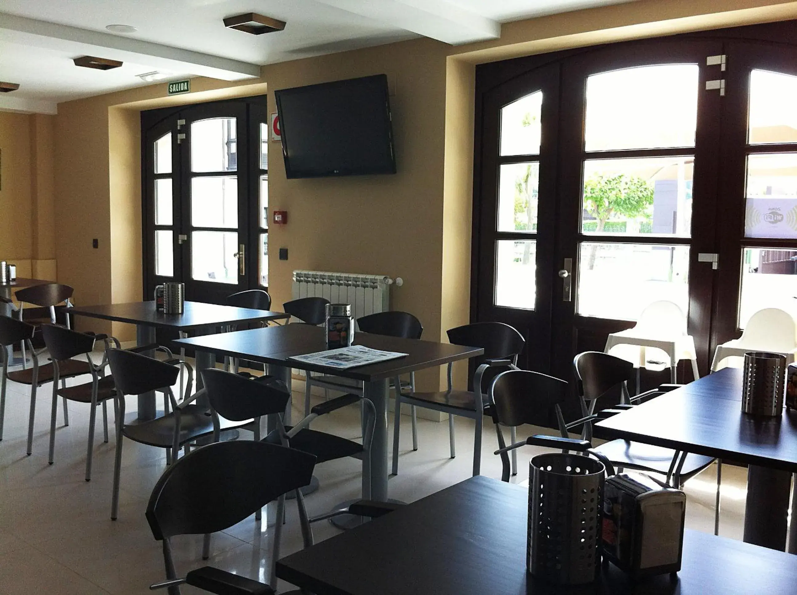 Restaurant/places to eat in Hotel Villa Marrón Restaurant/places to eat in Hotel Villa Marrón