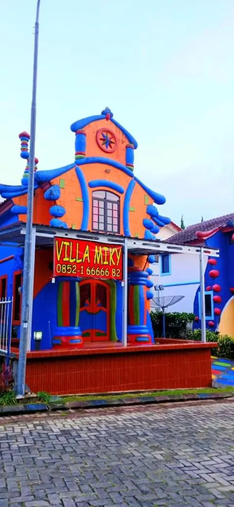 Villa Miky Kota Bunga Puncak Cianjur Bogor