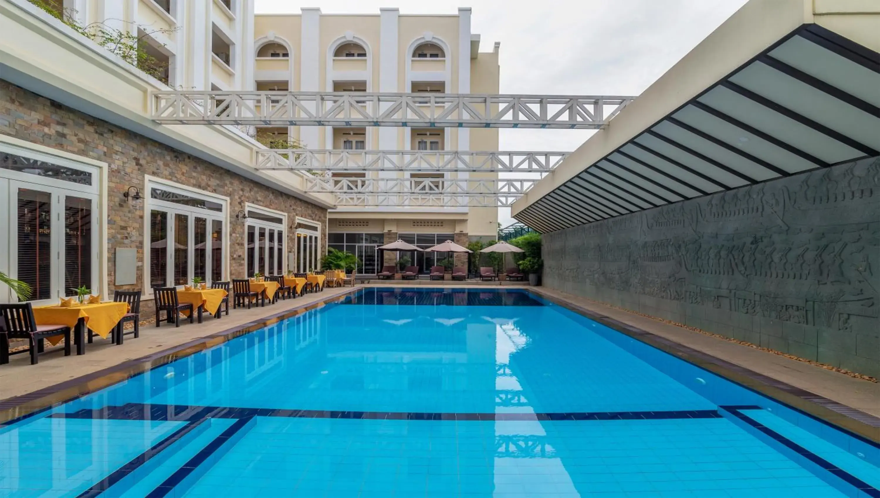 Hotel De La Renaissance Hotel De La Renaissance