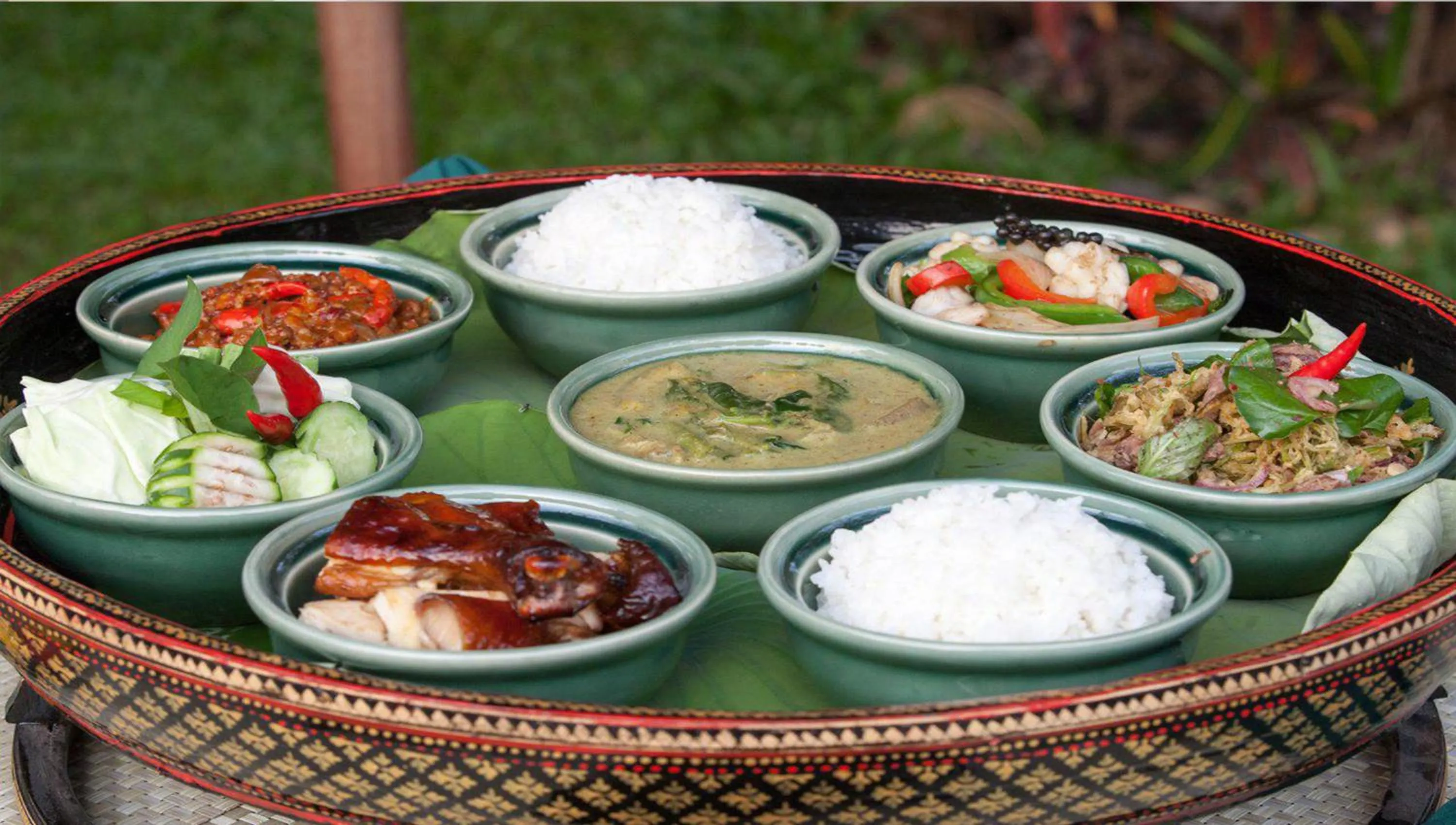 Property building in Hotel De La Renaissance