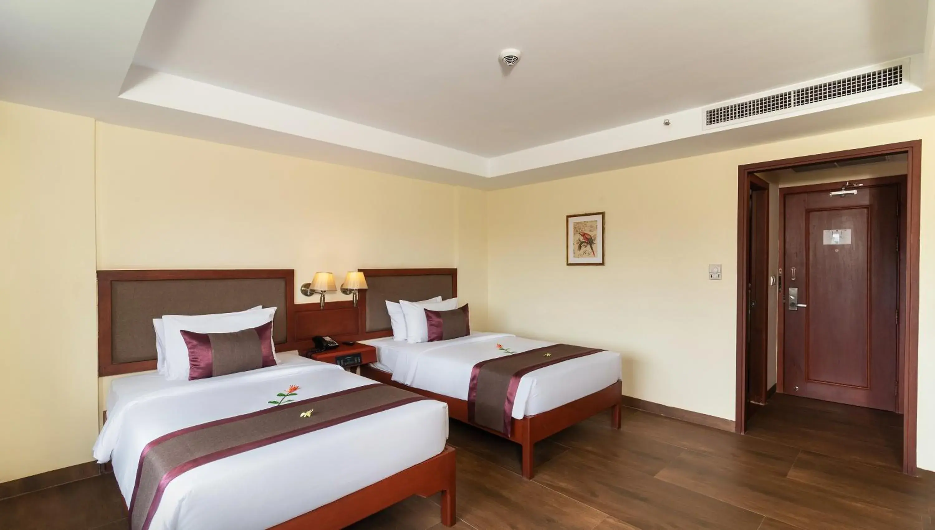 Bed in Hotel De La Renaissance Bed in Hotel De La Renaissance