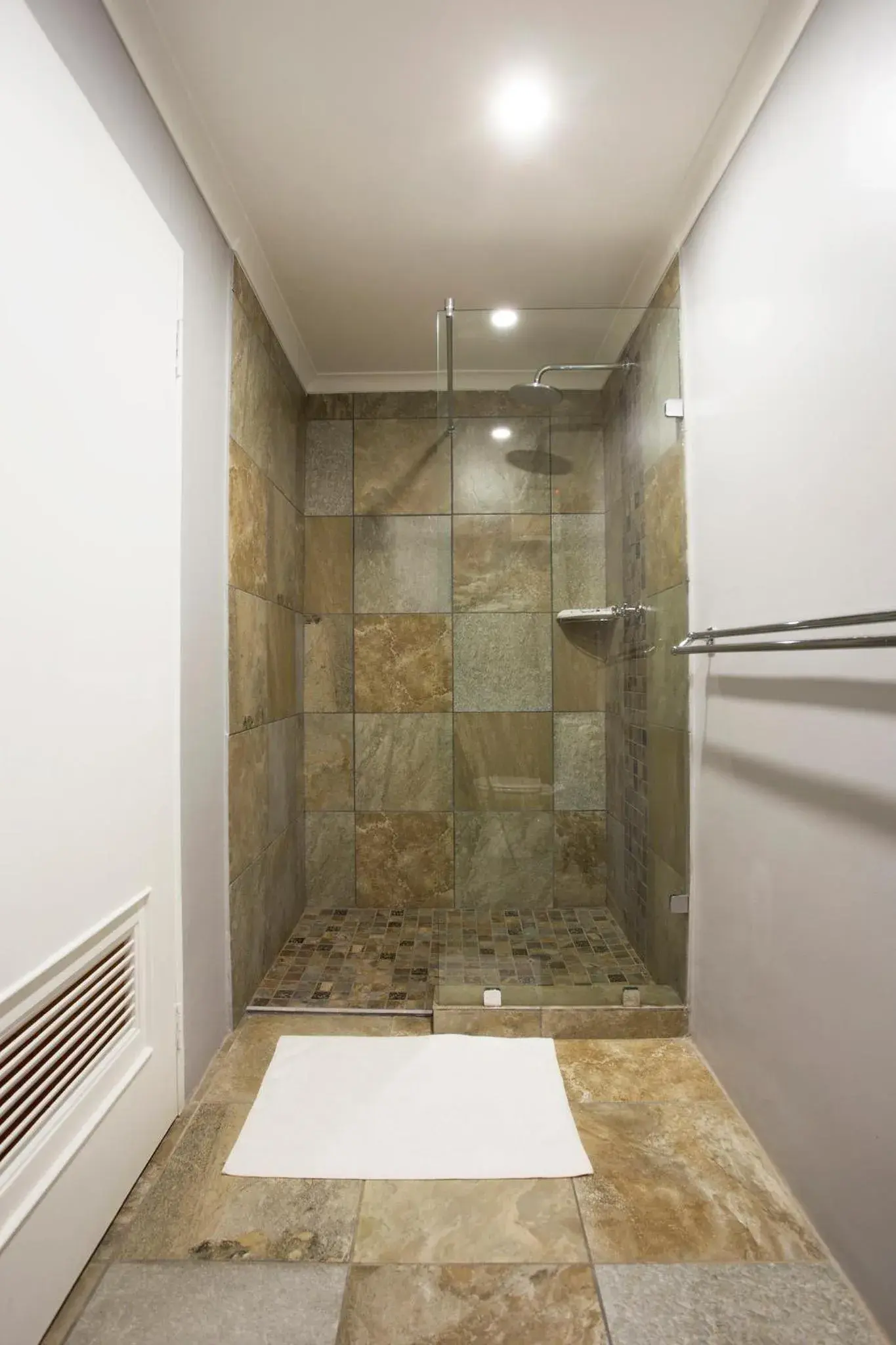 Bathroom in Merry Pebbles Resort Bathroom in Merry Pebbles Resort