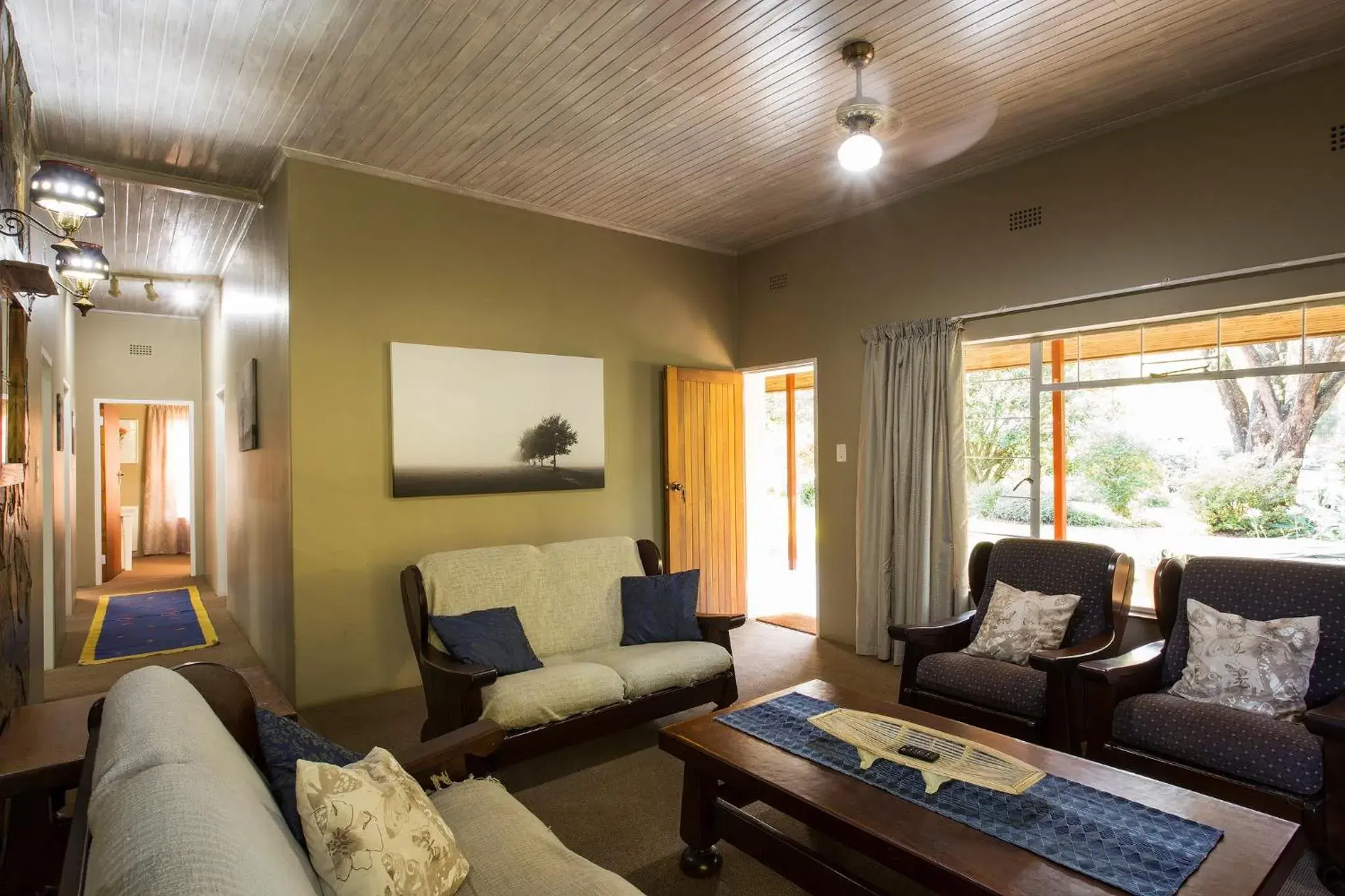 Living room in Merry Pebbles Resort Living room in Merry Pebbles Resort