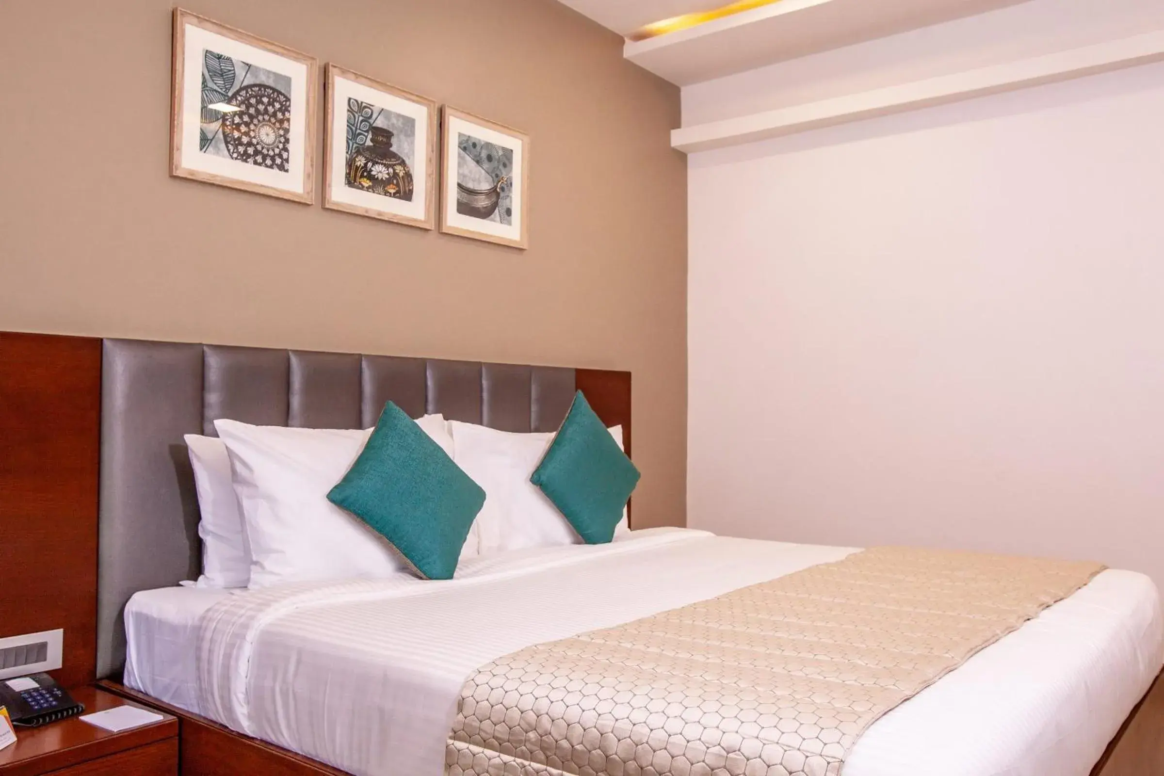 Bed in Mango Suites Viera Bed in Mango Suites Viera