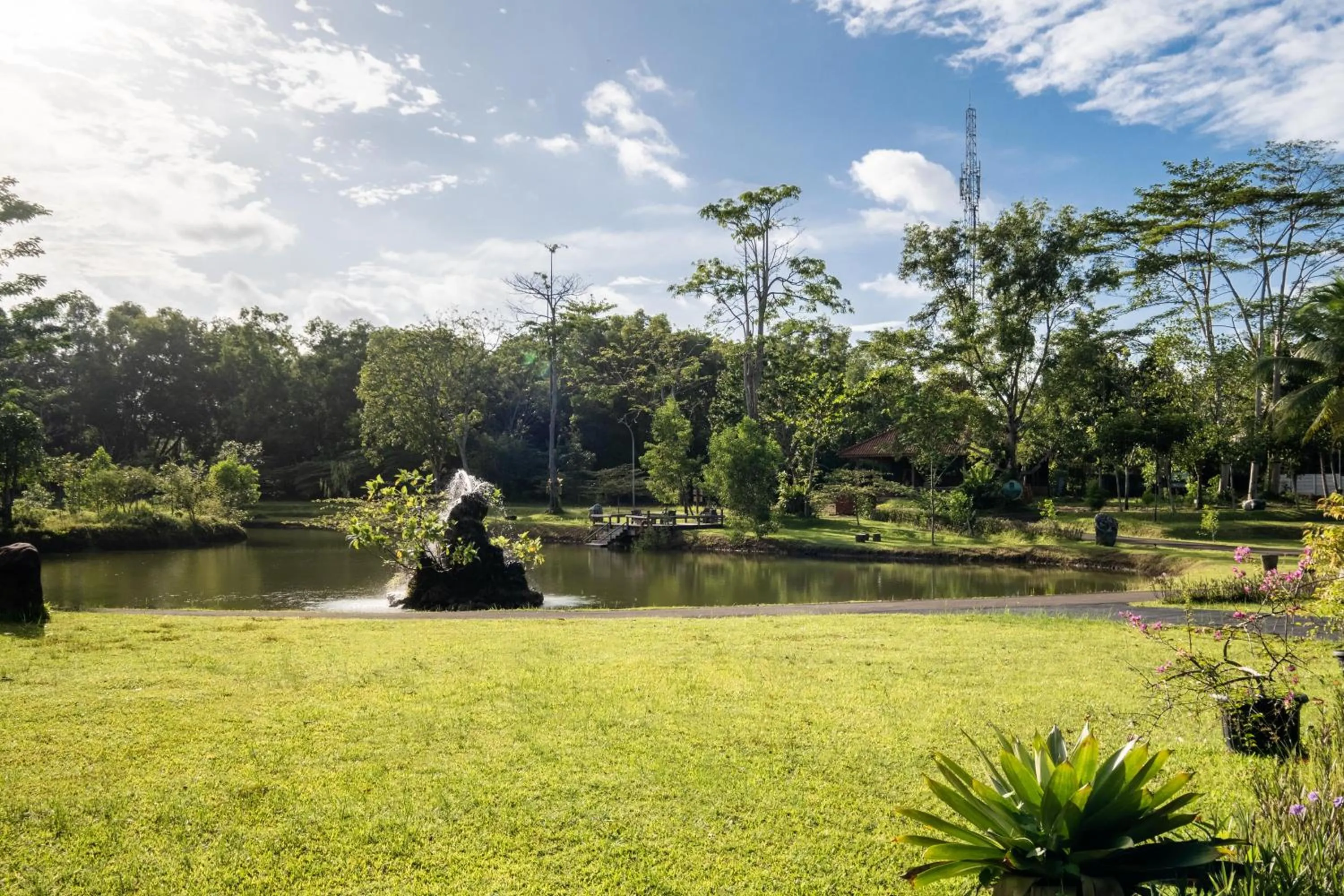 Lake view in Mutiara Carita Cottages