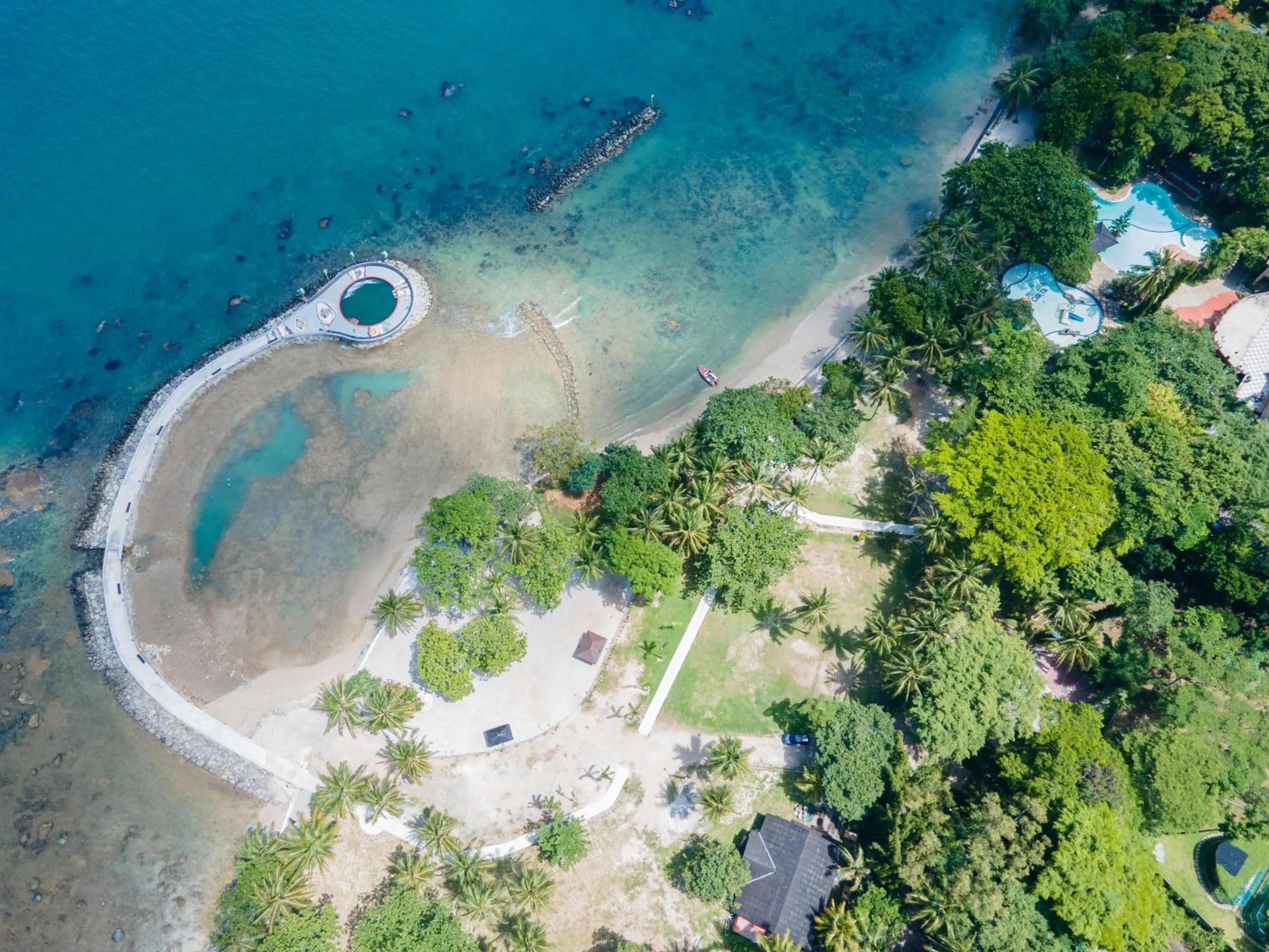 Bird's eye view in Mutiara Carita Cottages