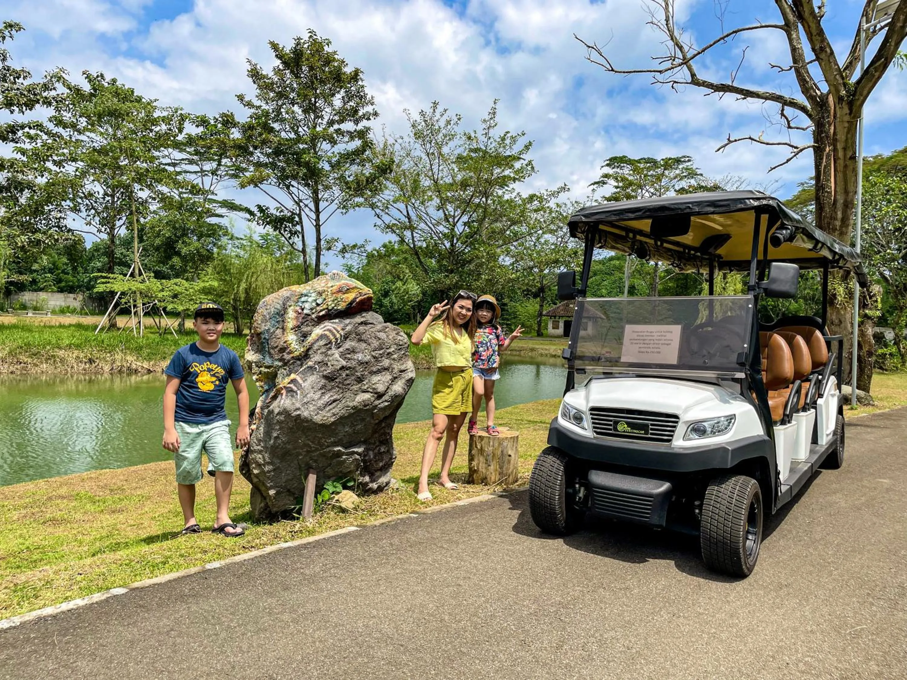 Lake view in Mutiara Carita Cottages
