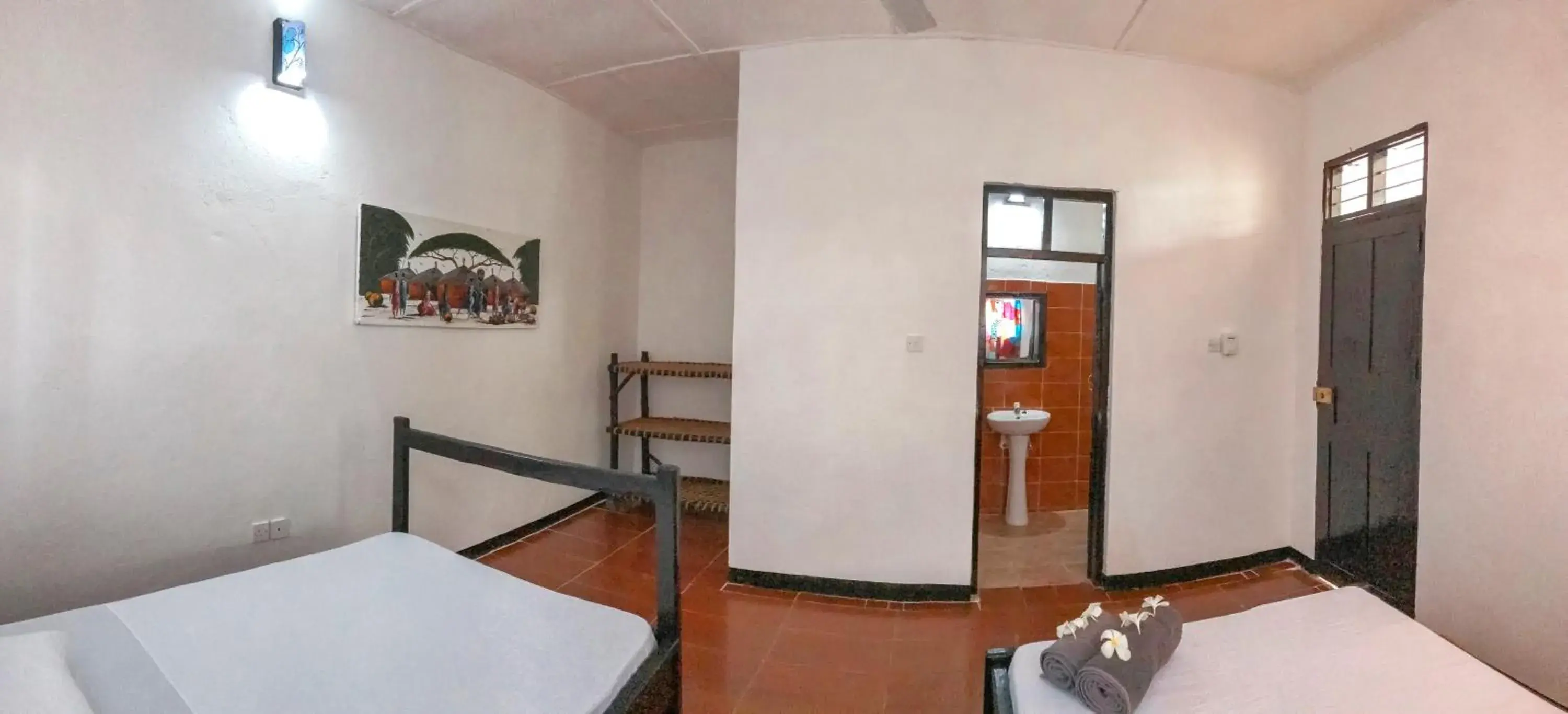 Large Twin Room in Papaya Guest House Nungwi Large Twin Room in Papaya Guest House Nungwi