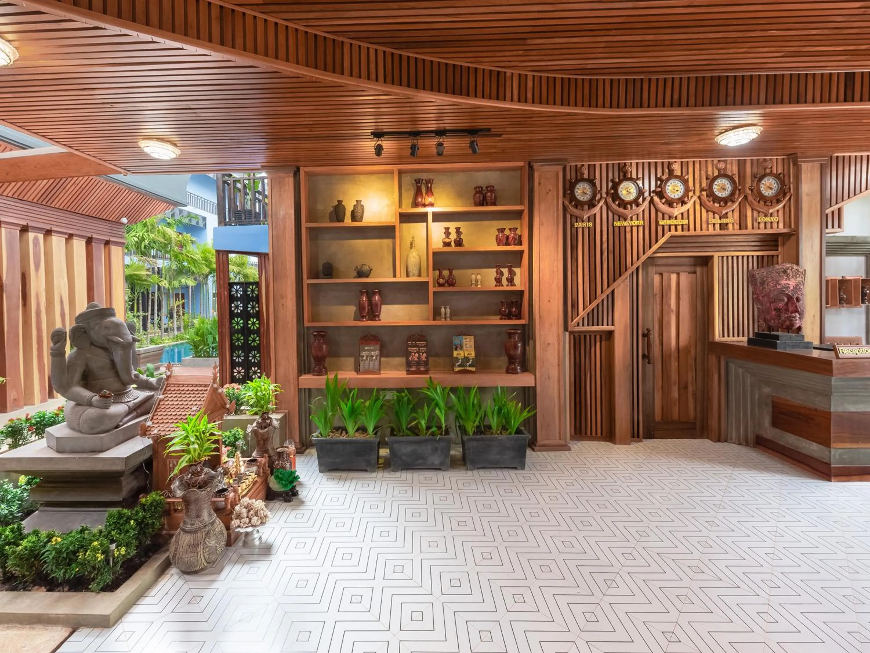 Lobby or reception in Cheata Residence