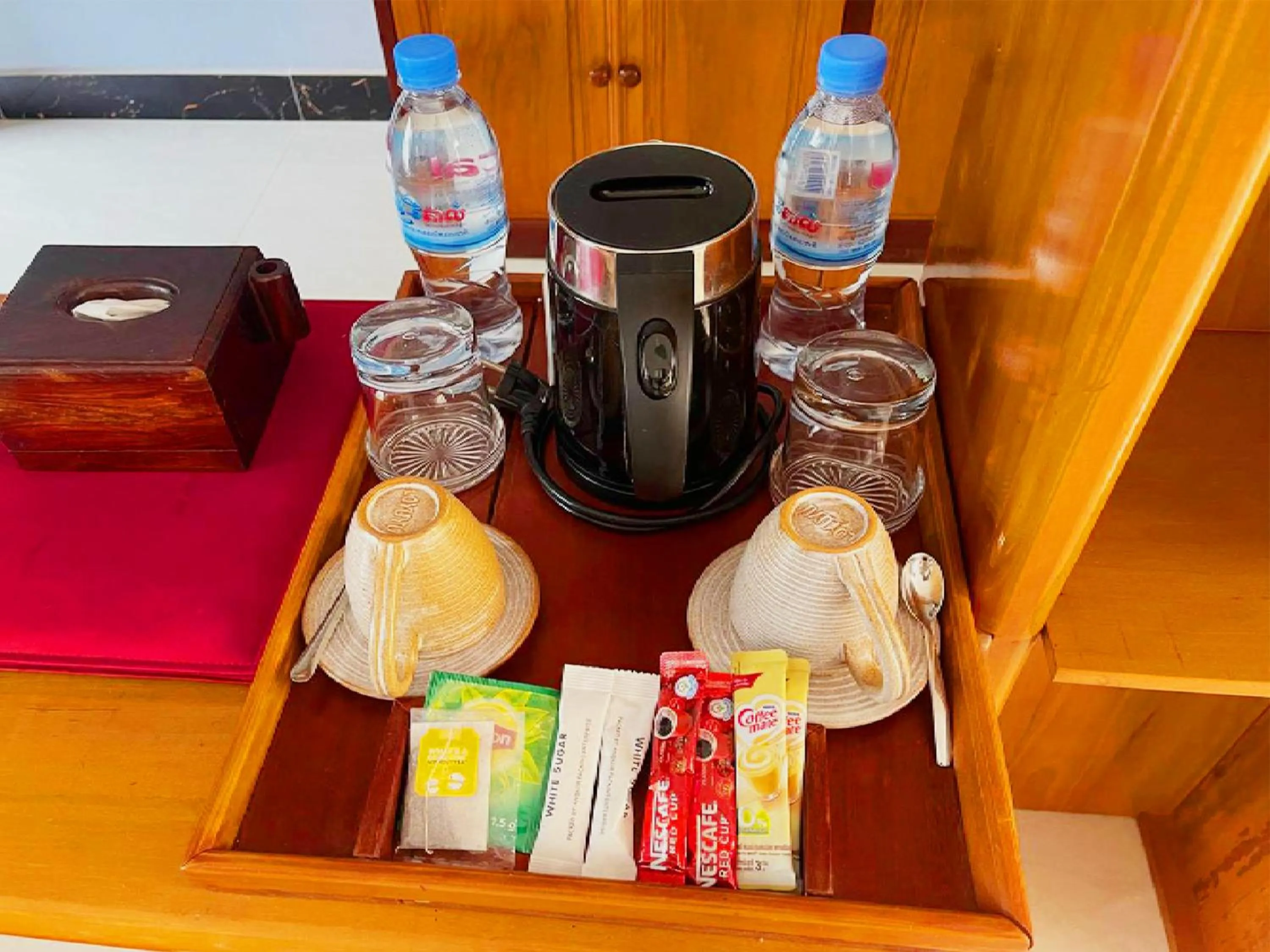 Coffee/tea facilities in Cheata Residence