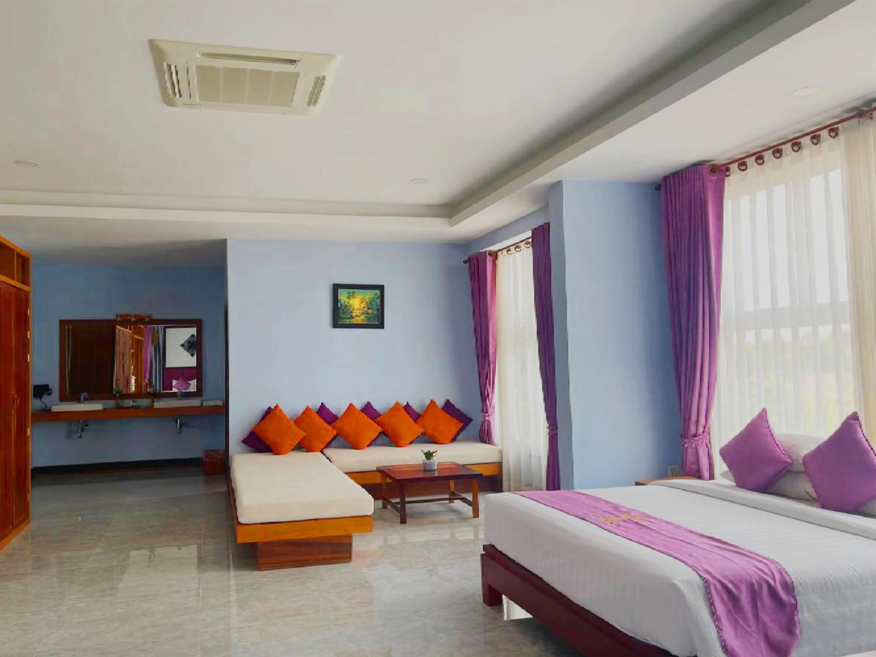 Seating area, Bed in Cheata Residence