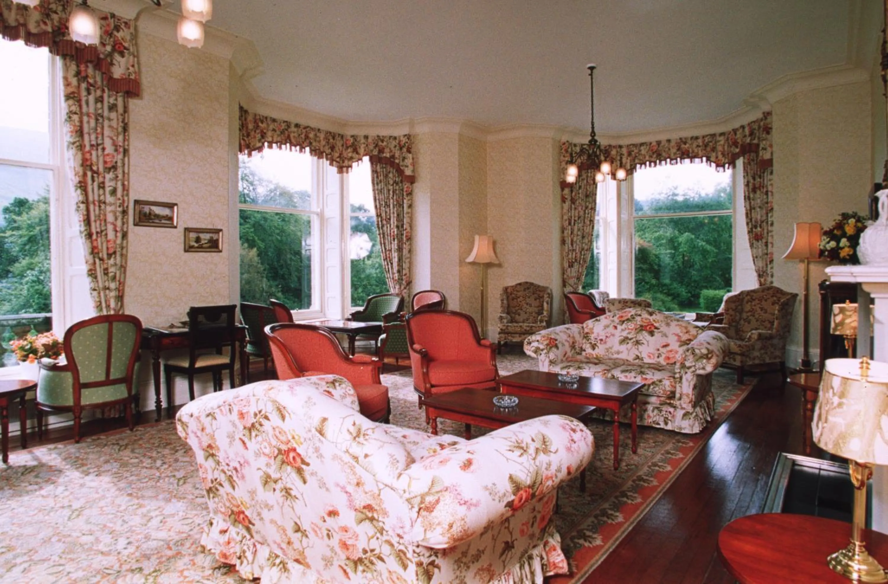 Lounge or bar in Glengarry Castle Hotel