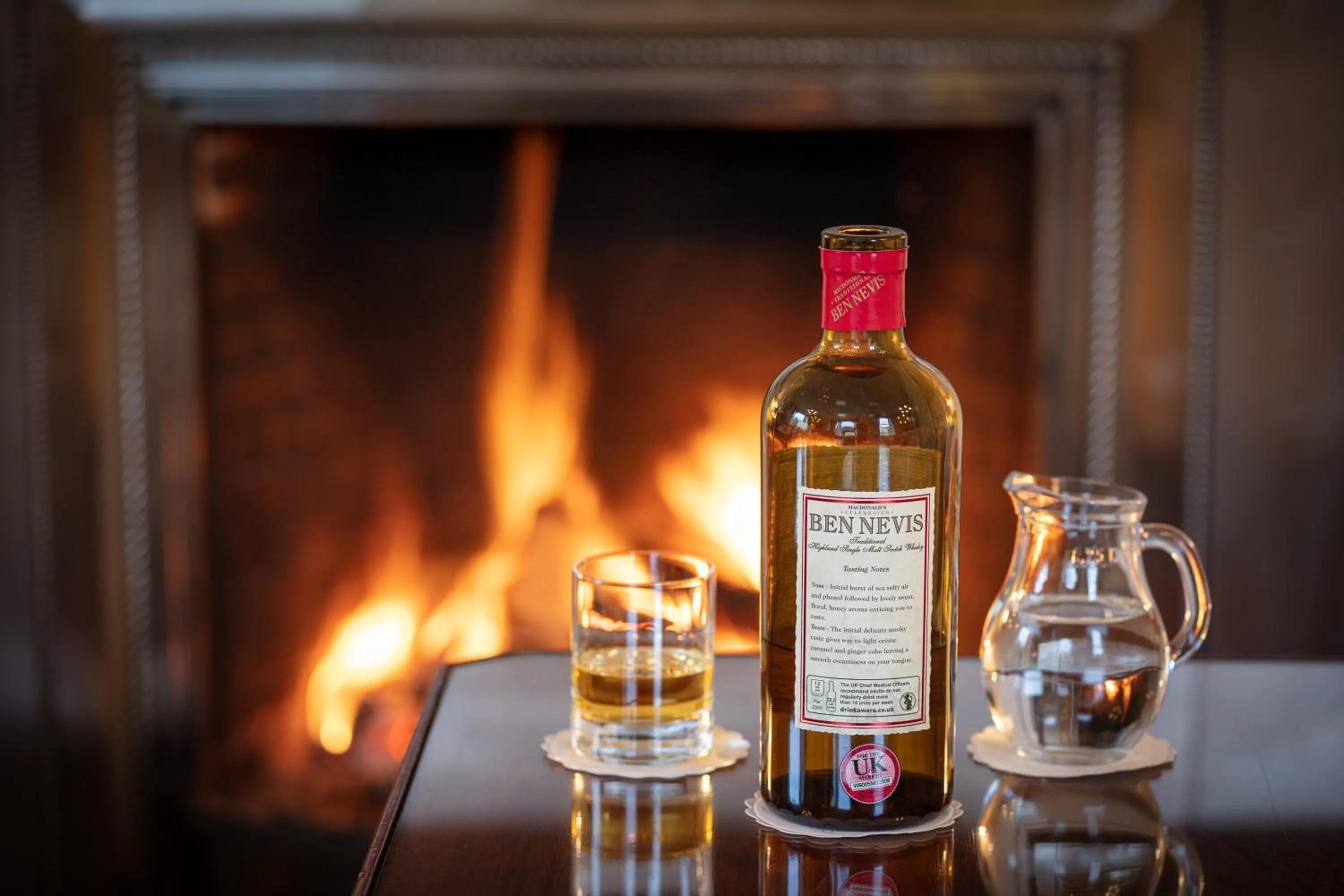Lounge or bar in Glengarry Castle Hotel