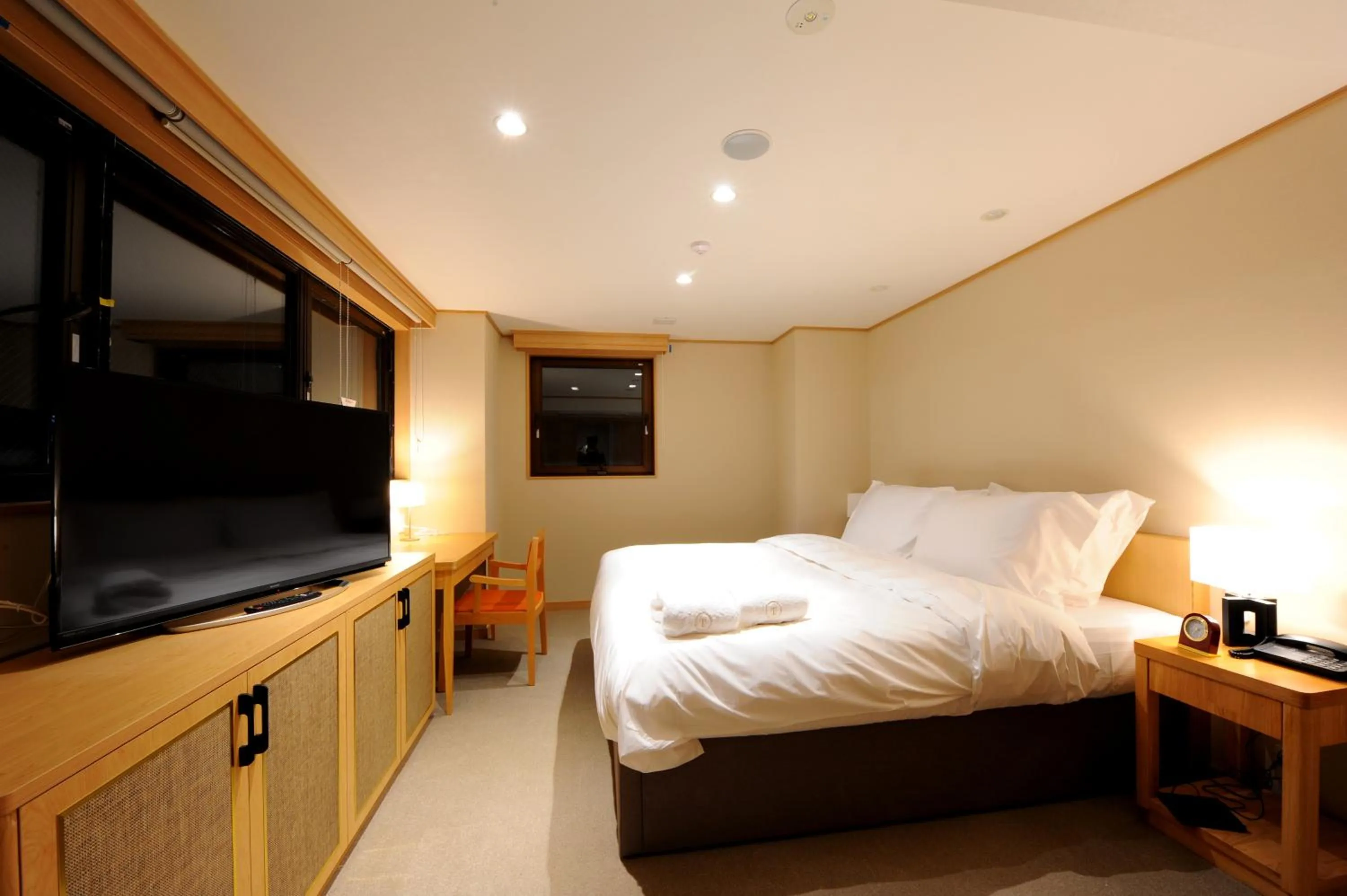 TV and multimedia, Bed in T Hotel Ryuoo