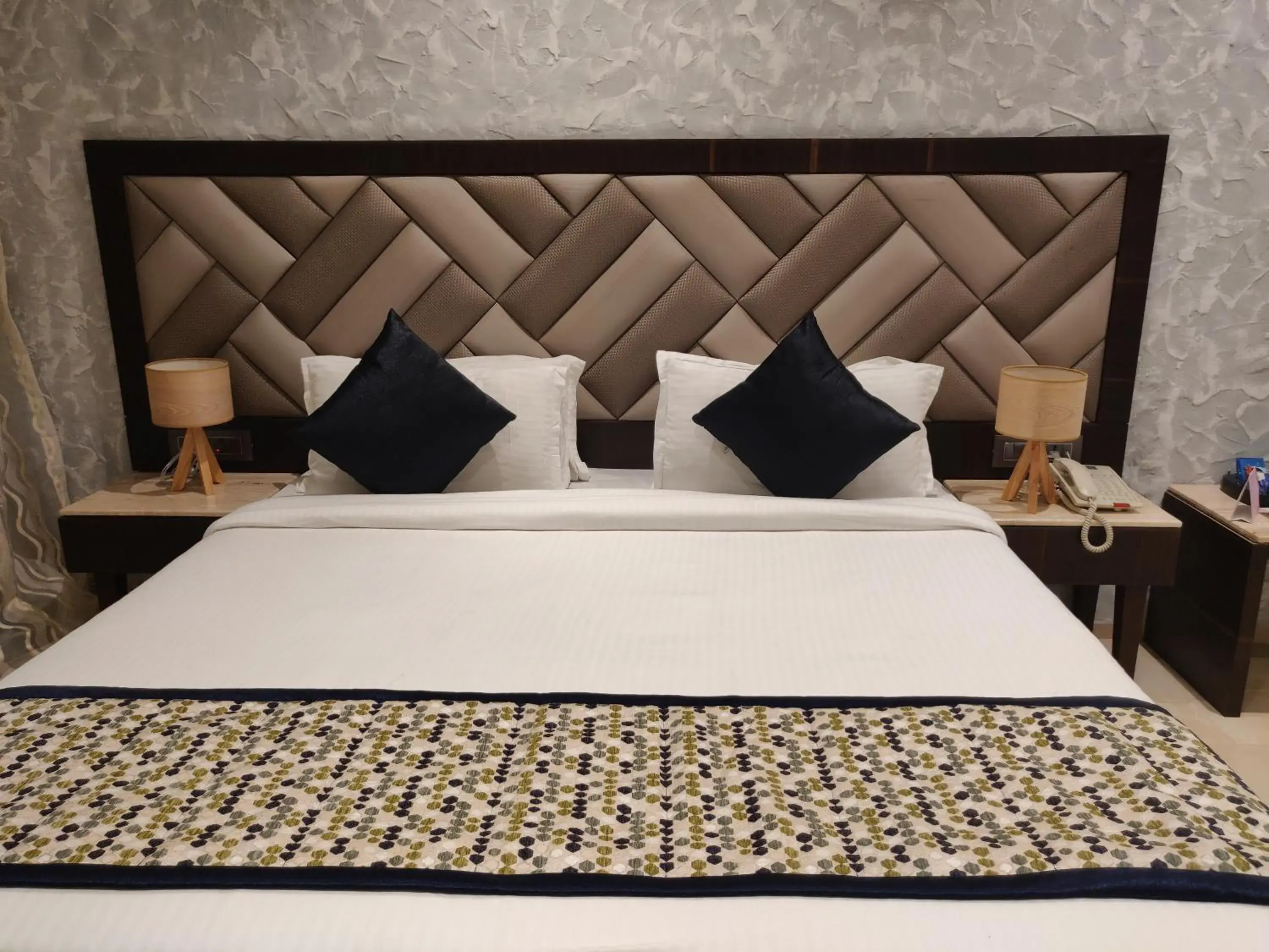 Bedroom, Bed in Meritas Countryside Resort Lonavala Bedroom, Bed in Meritas Countryside Resort Lonavala