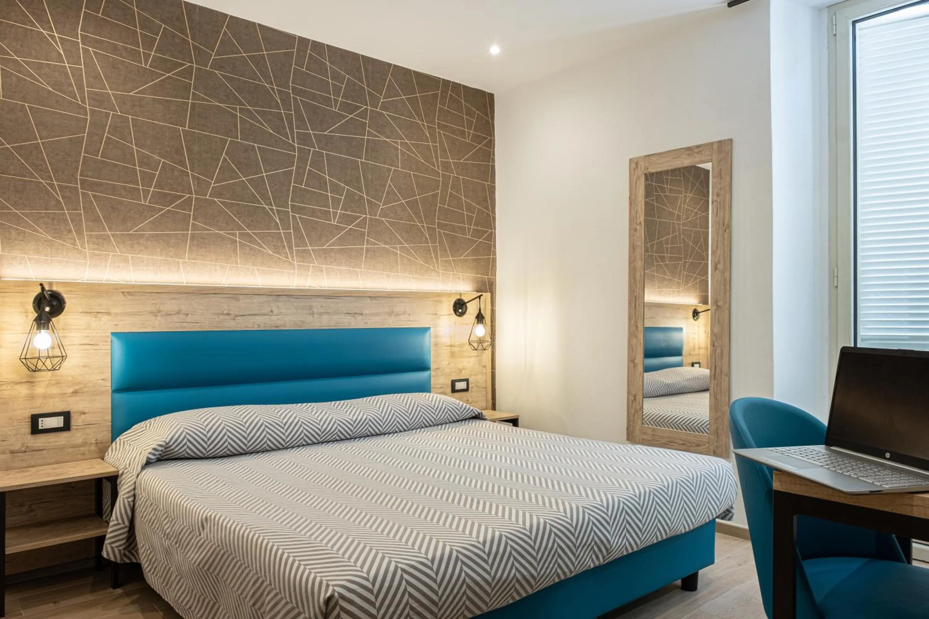 Photo of the whole room, Bed in Cuneo Hotel