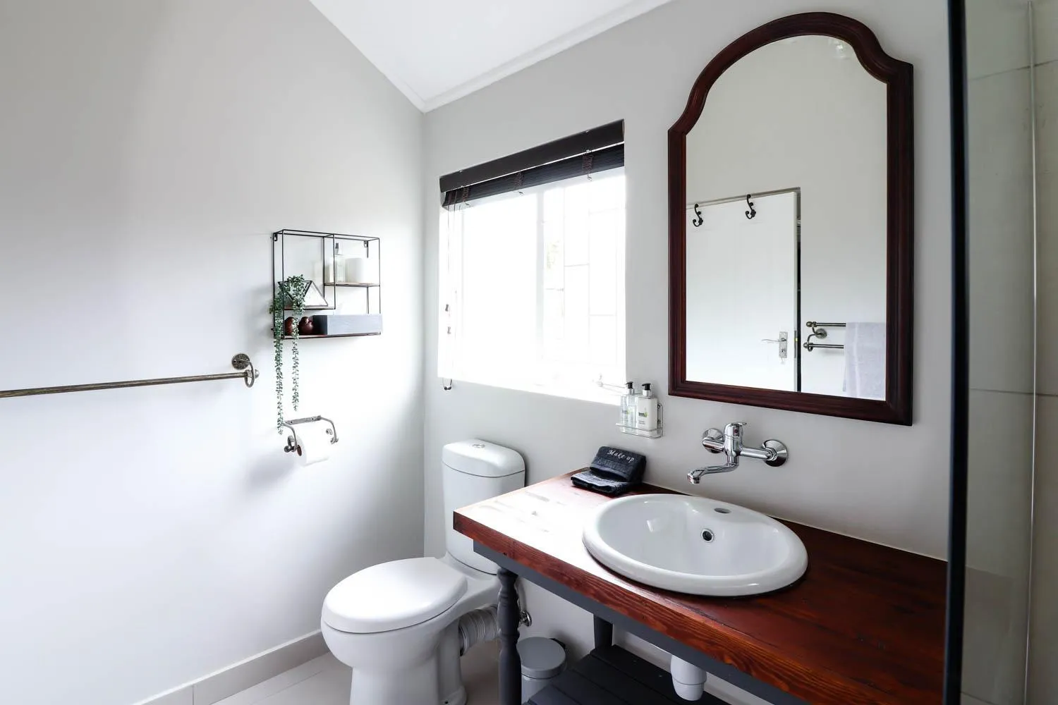 Bathroom in Arbour1 Guesthouse