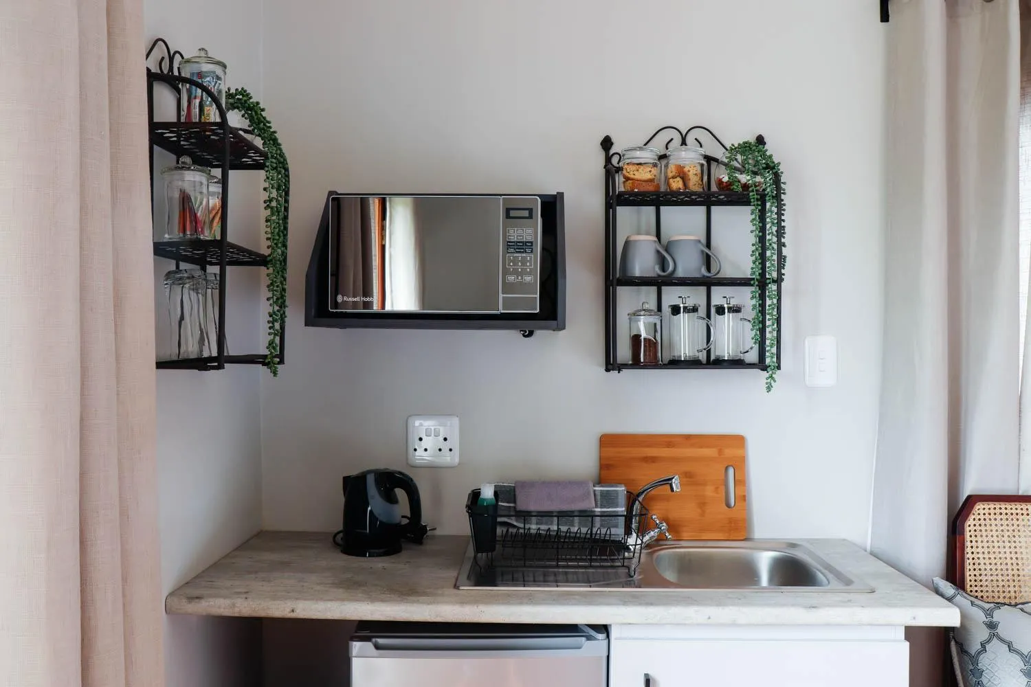 Coffee/tea facilities in Arbour1 Guesthouse