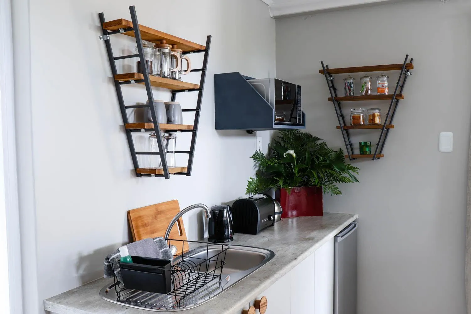 Kitchen or kitchenette in Arbour1 Guesthouse