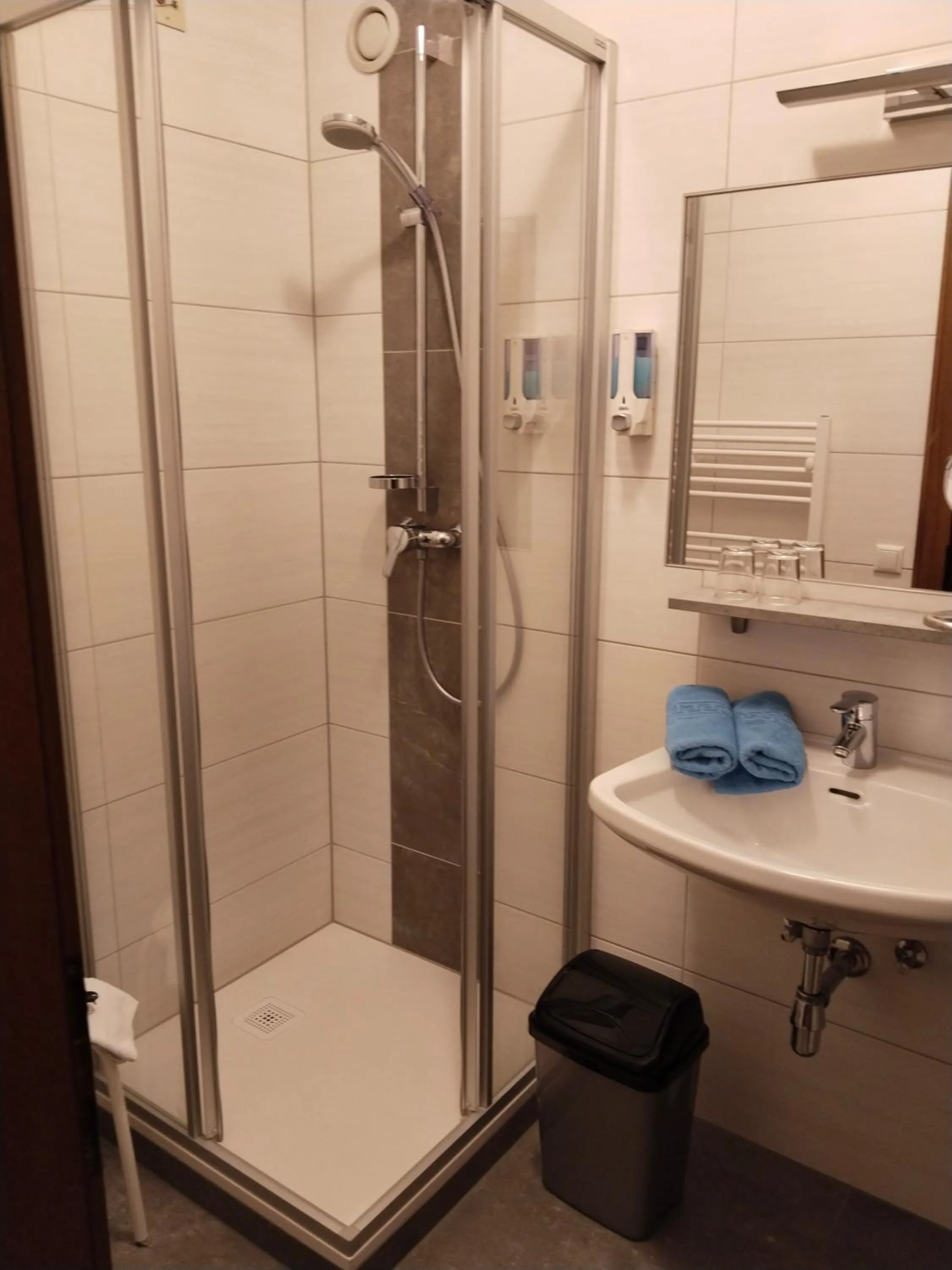 Shower in Dolomitenhotel Lienz