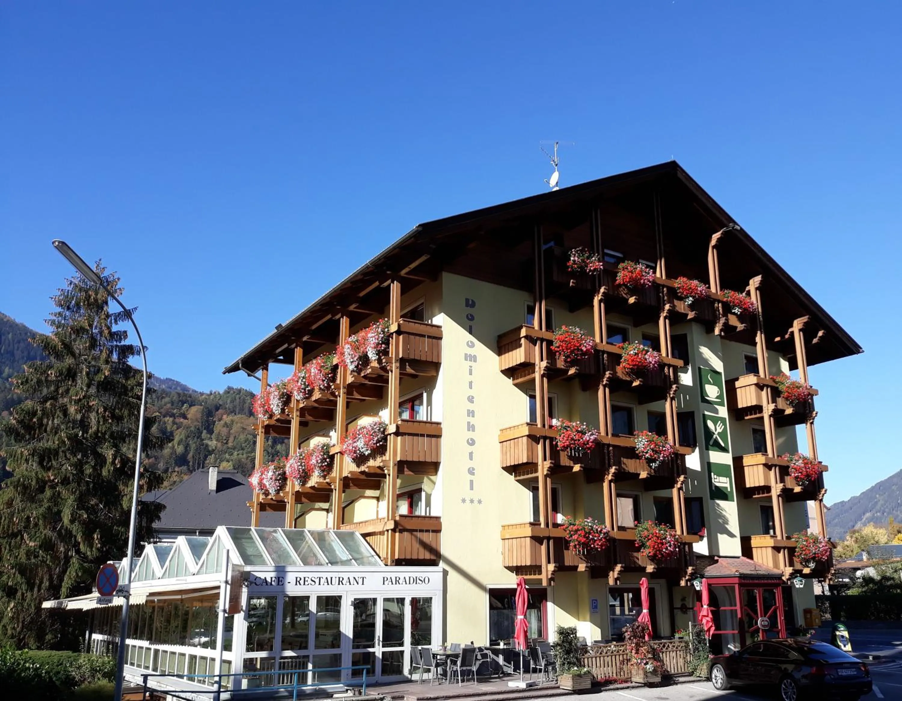 Property building in Dolomitenhotel Lienz