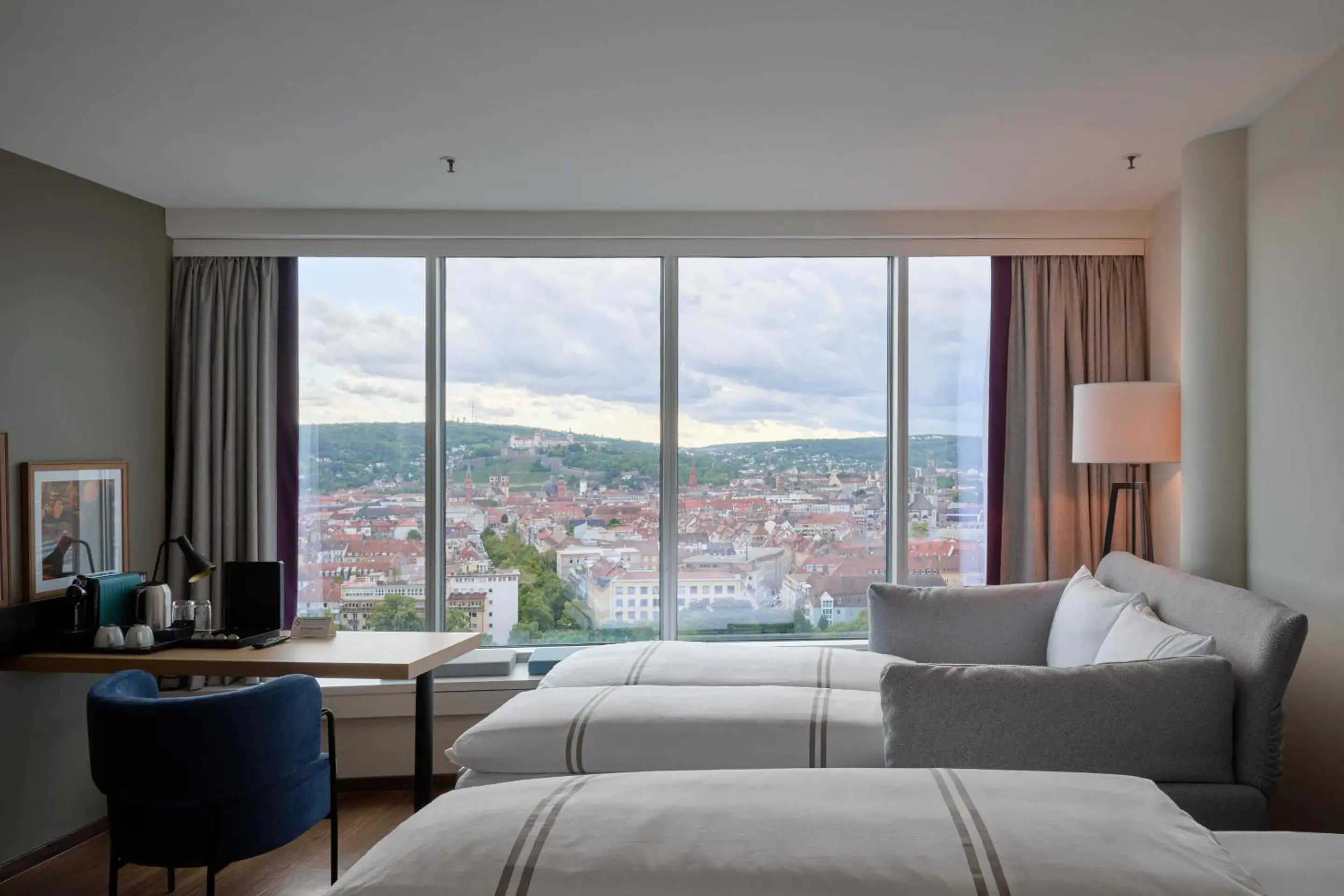 Bedroom, Bed in Premier Inn Würzburg Bedroom, Bed in Premier Inn Würzburg