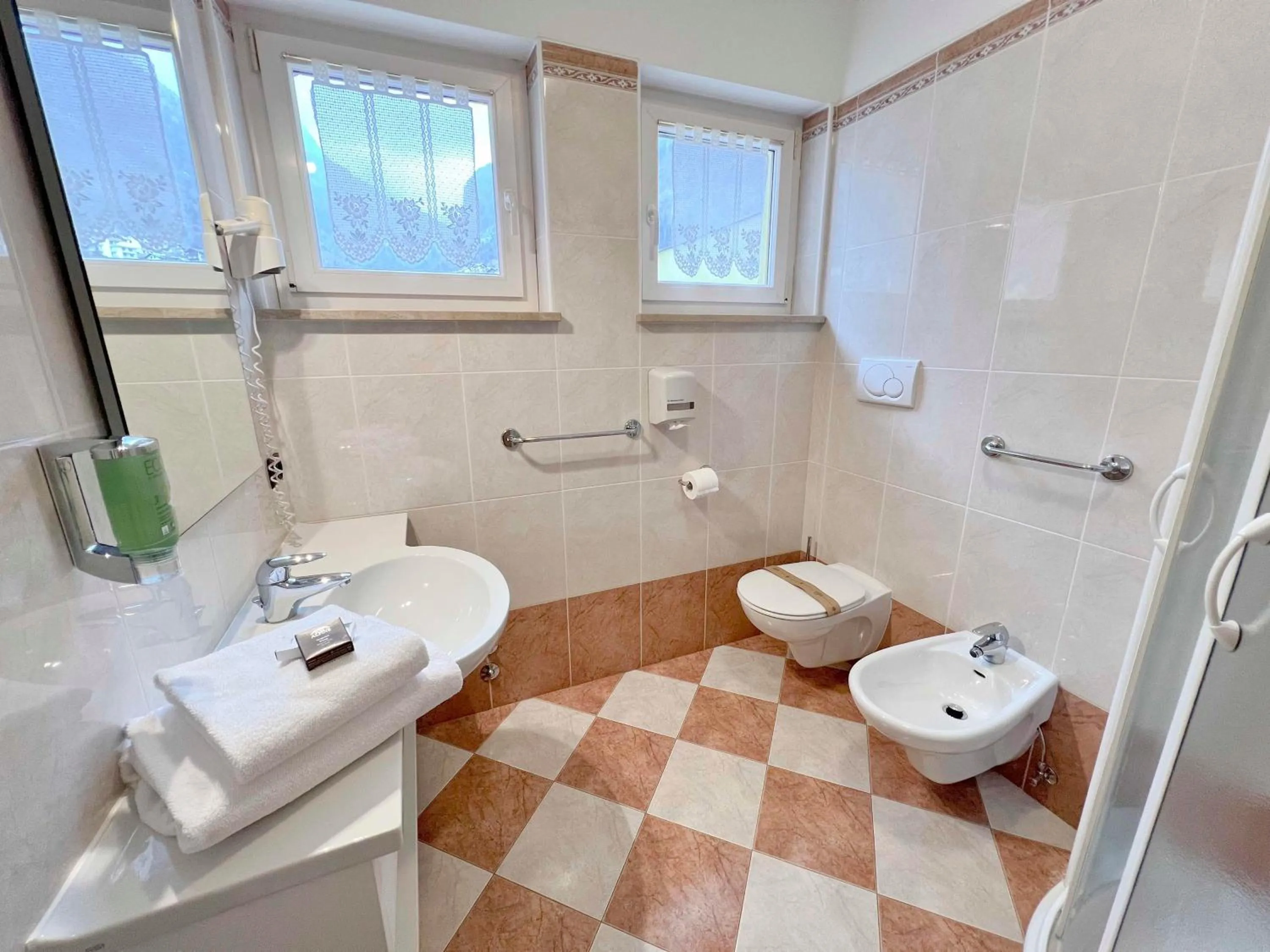 Alledolomiti Boutique Lake Hotel - Adults friendly
