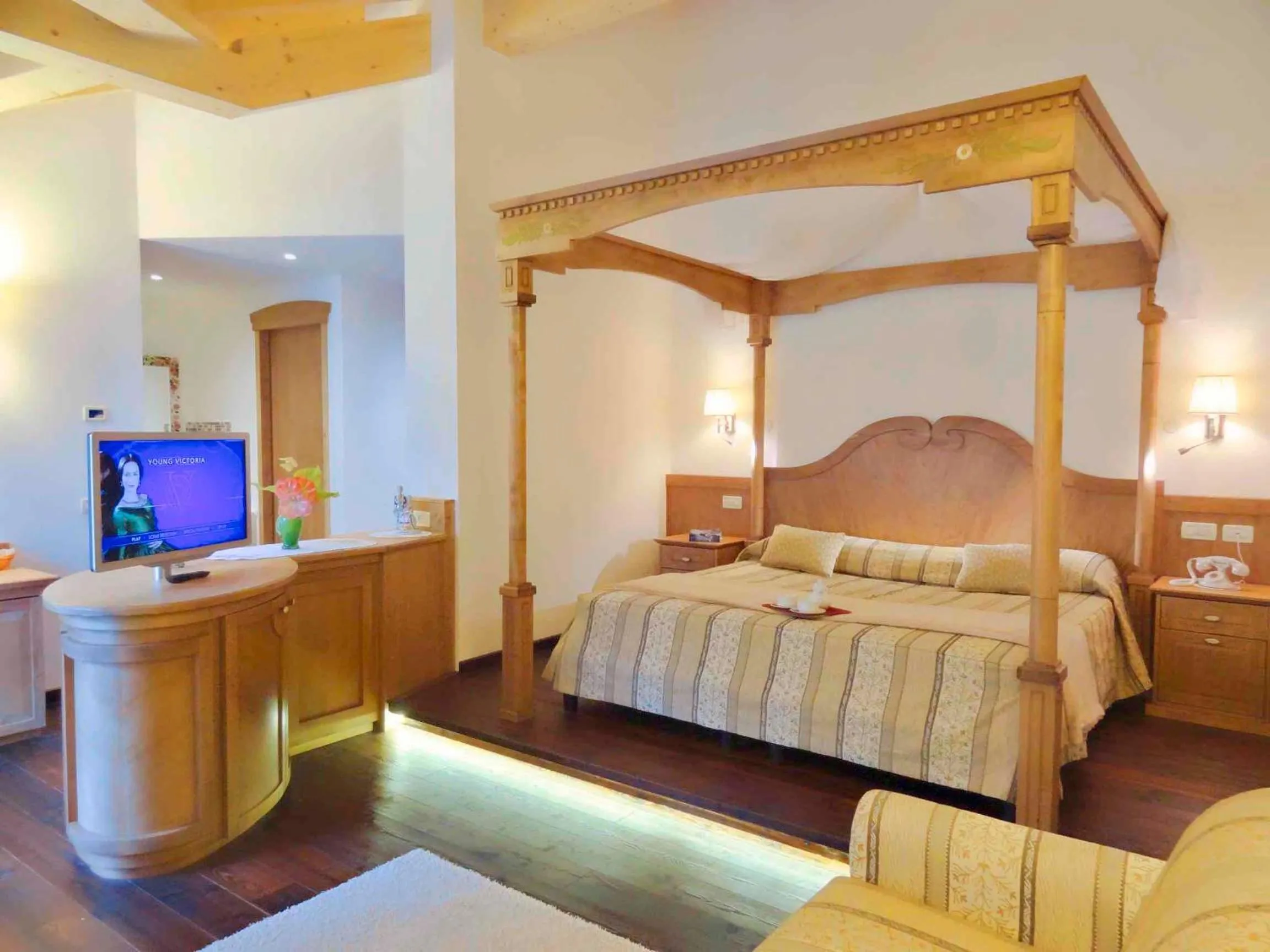 Bed in Alledolomiti Boutique Lake Hotel - Adults friendly