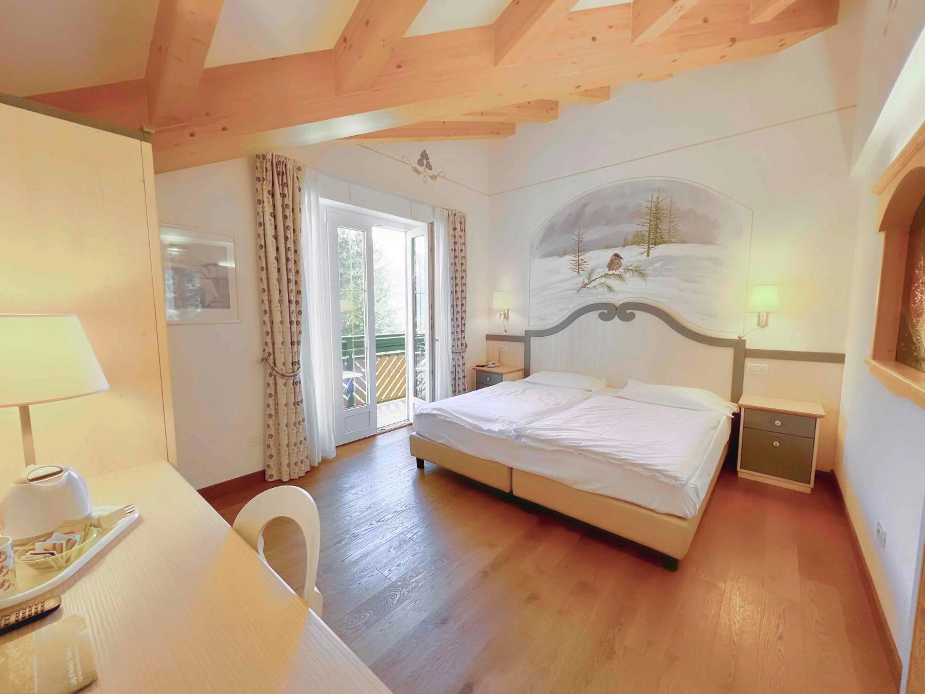 Bed in Alledolomiti Boutique Lake Hotel - Adults friendly