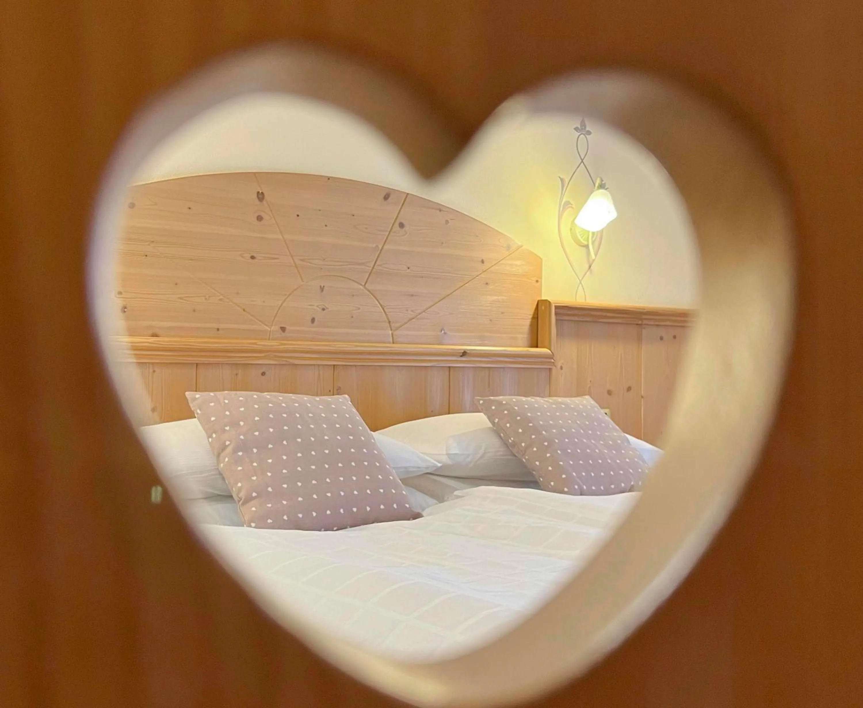 Bed in Alledolomiti Boutique Lake Hotel - Adults friendly