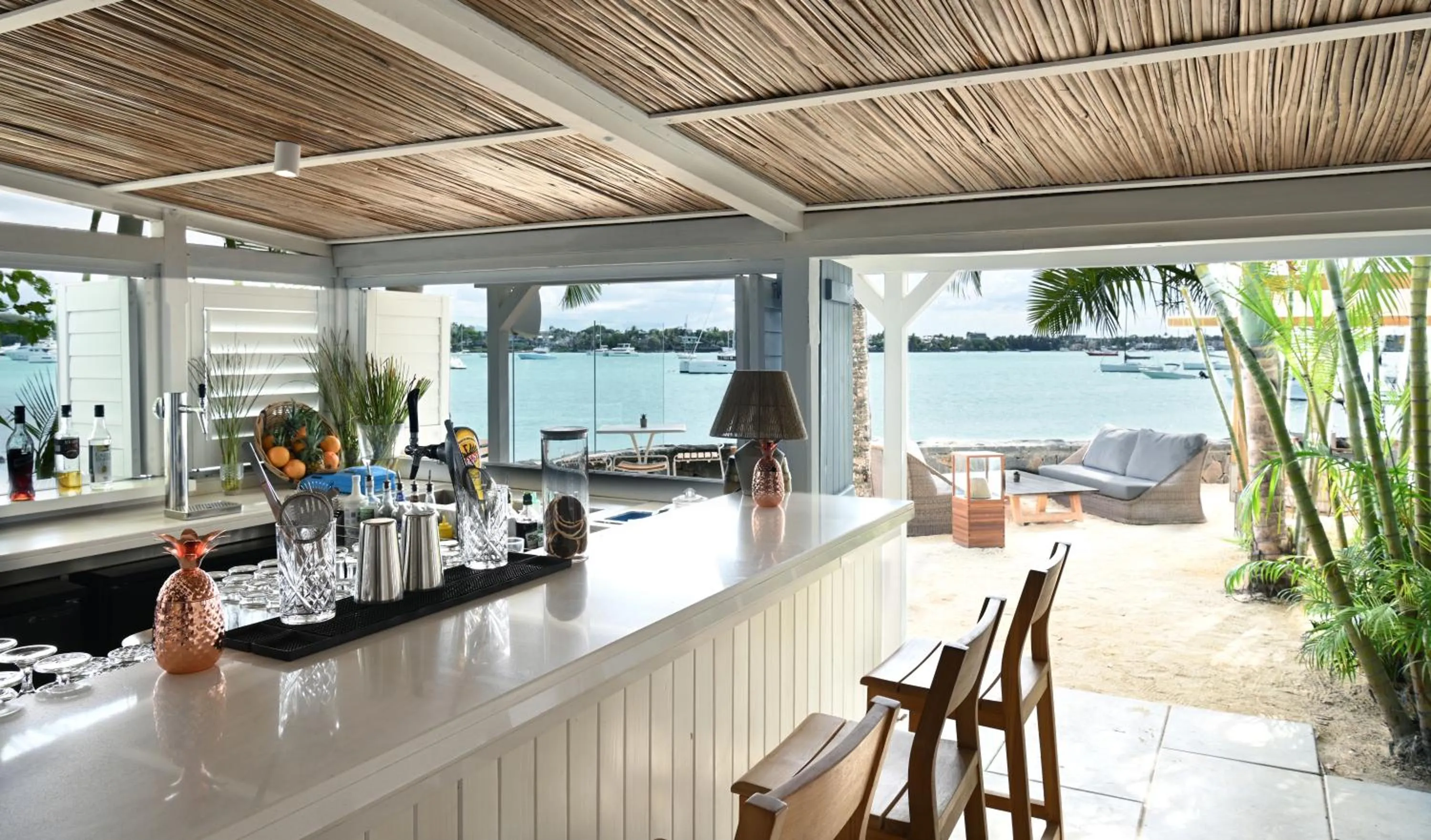 Lounge or bar in Veranda Grand Baie Hotel & Spa