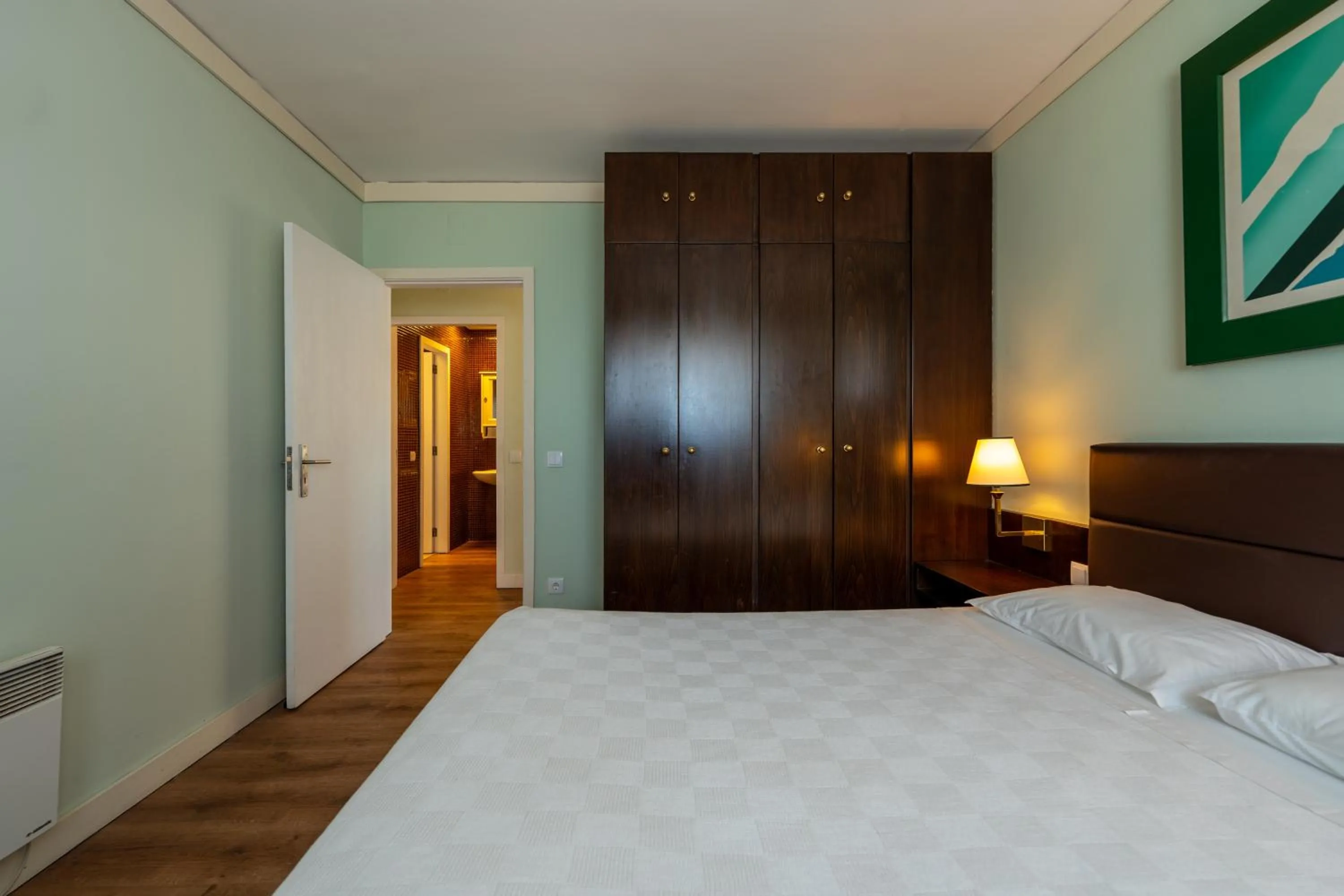 Bedroom, Bed in Hotel Apartamento Solverde