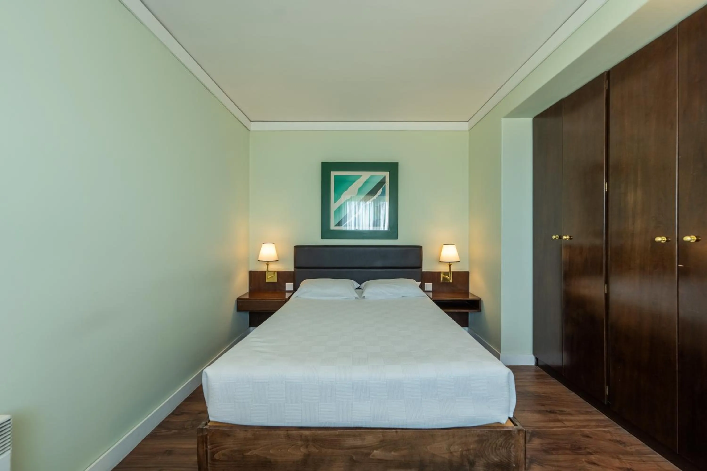 Bedroom, Bed in Hotel Apartamento Solverde