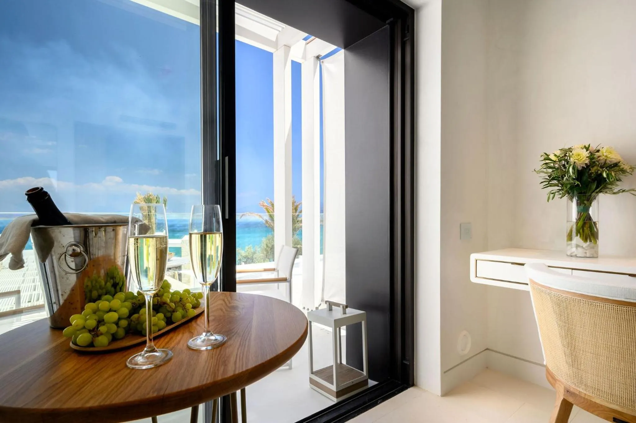 Decorative detail in The Island Concept Luxury Boutique Hotel Heated Pool