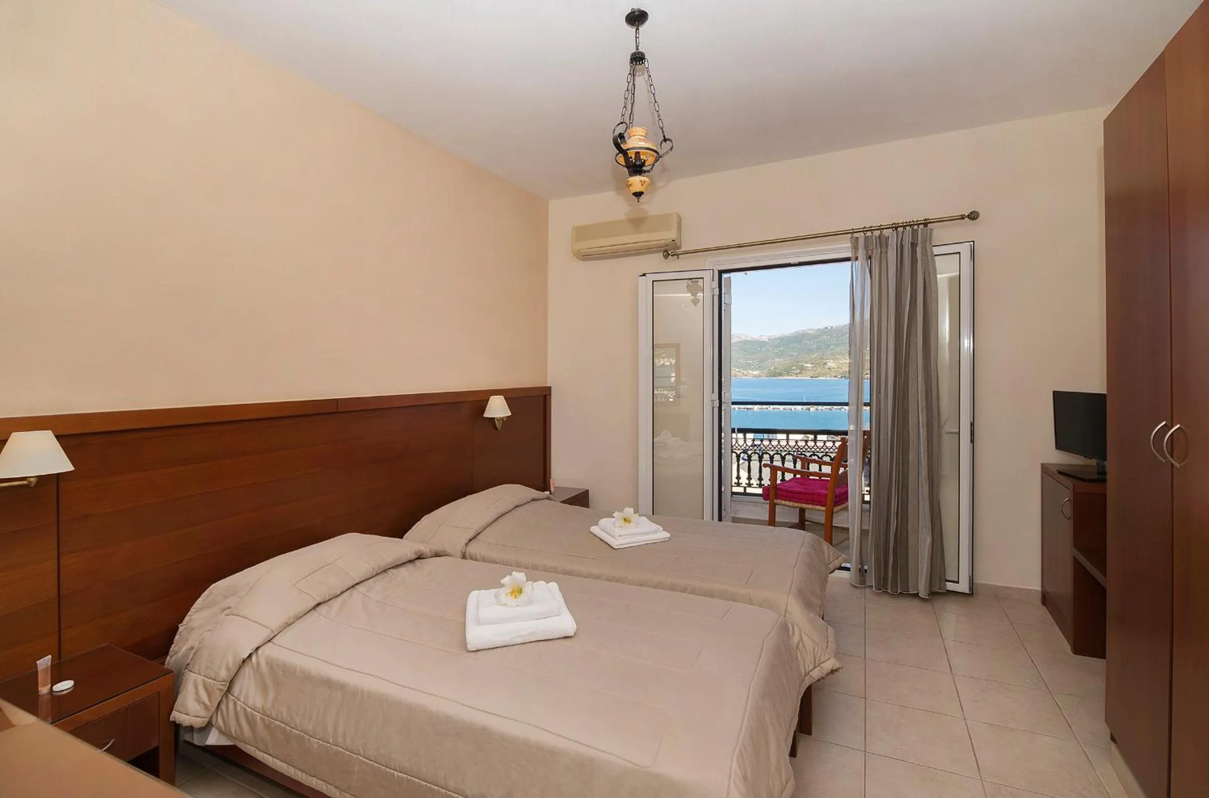 Bed in Hotel El Greco