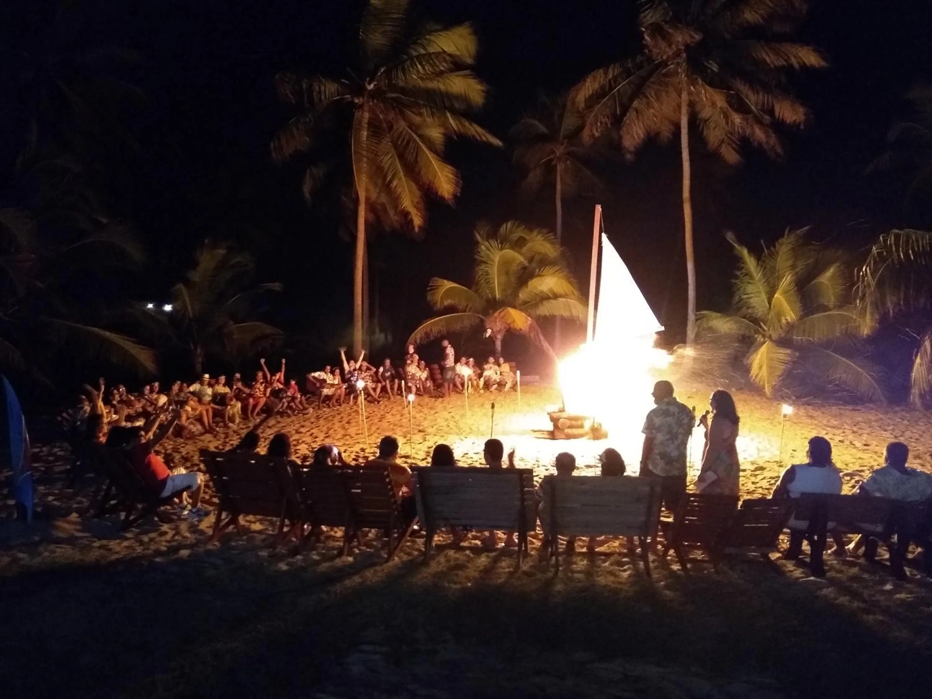 Evening entertainment in Hotel Coco Beach
