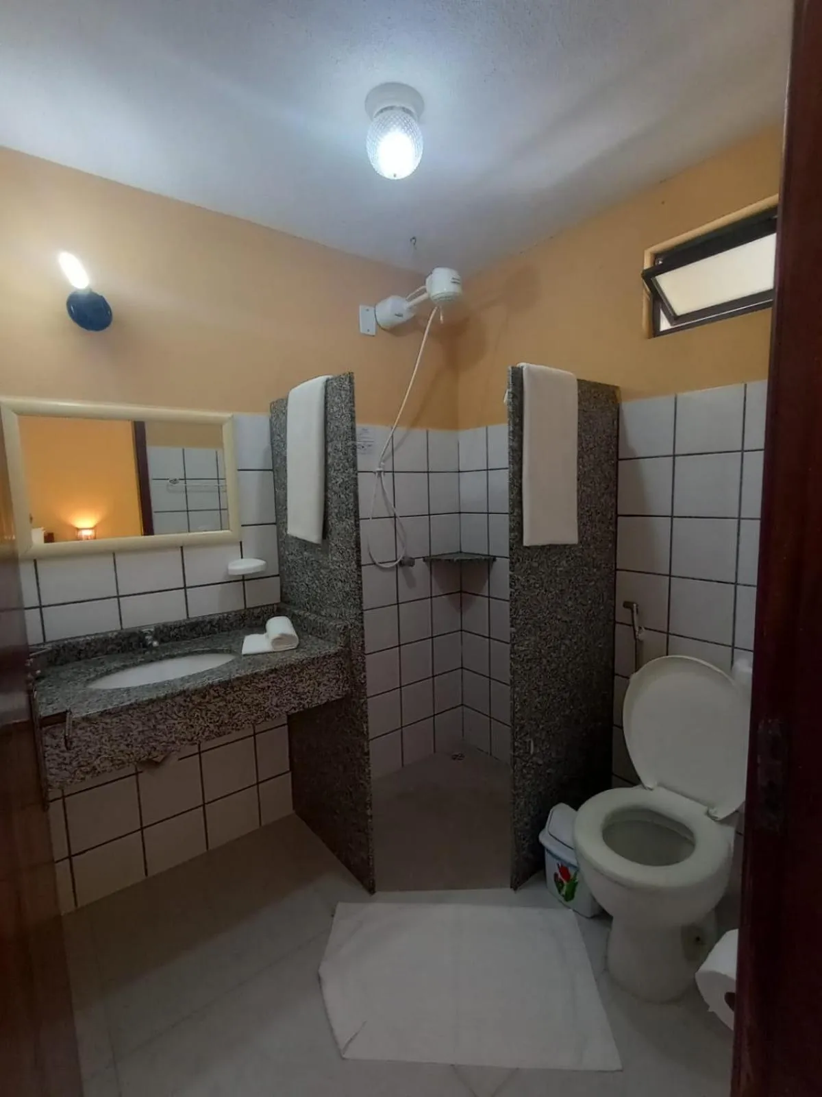 Toilet in Hotel Coco Beach