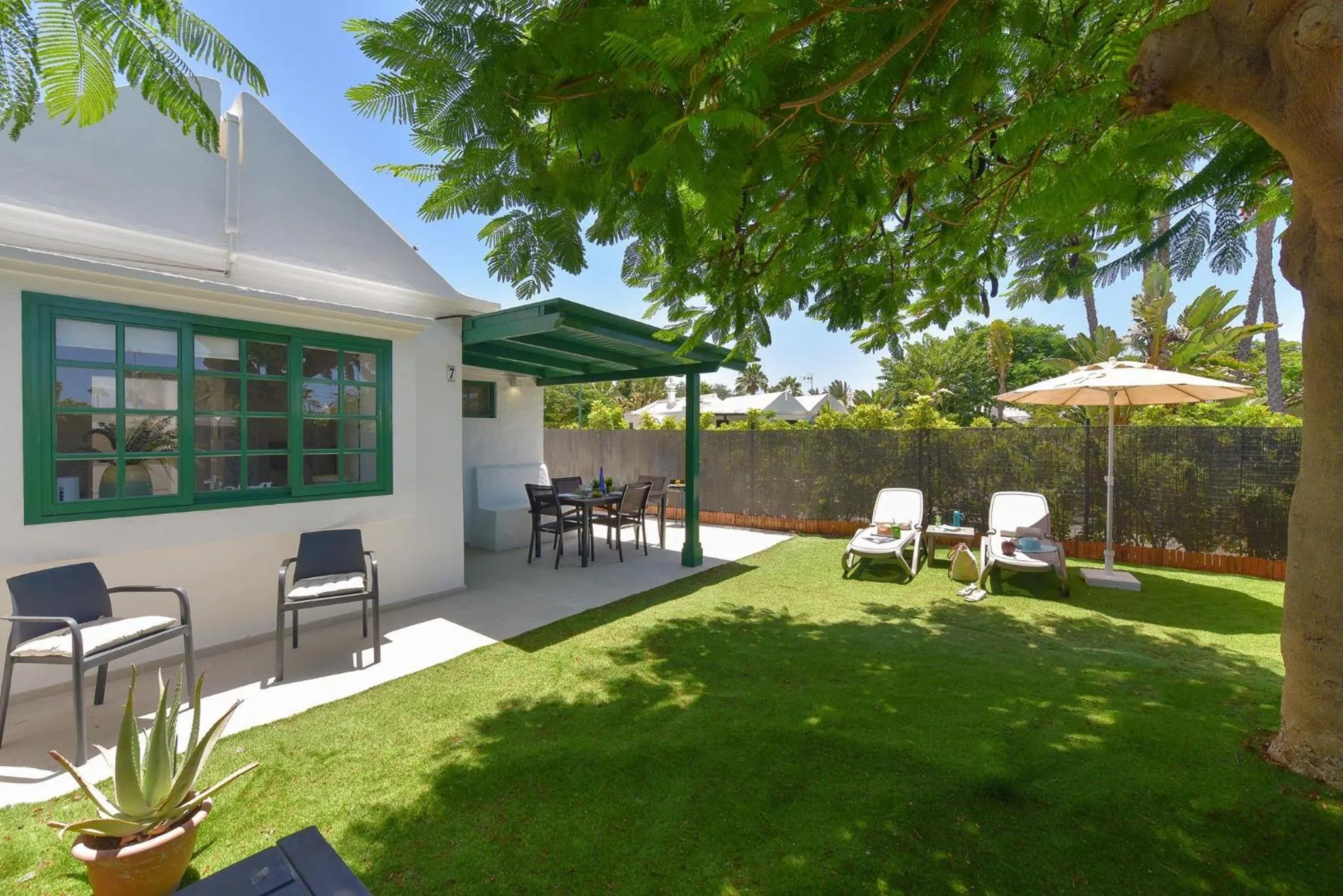 Cozy Bungalow Playa Flor Maspalomas by VillaGranCanaria