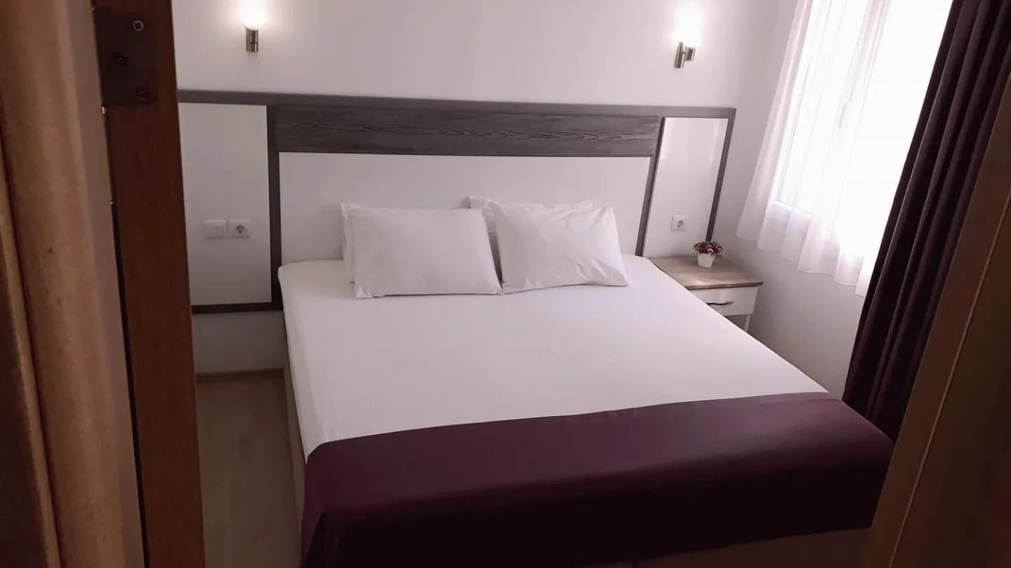 Parla Apart Hotel