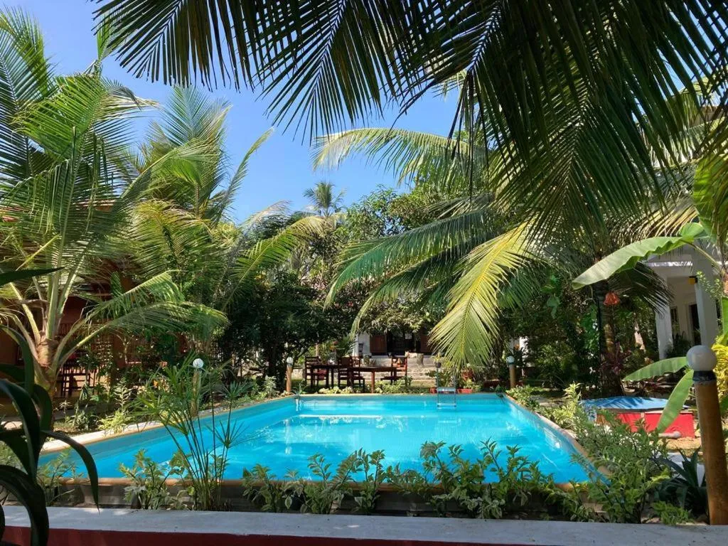 Garden in La Perla Bentota
