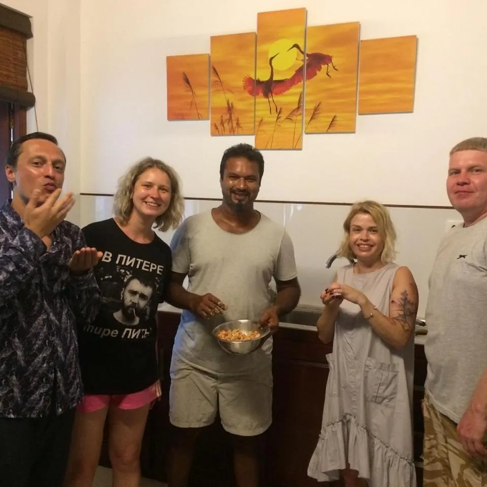 Entertainment in La Perla Bentota