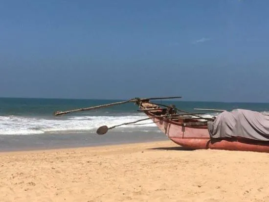 Beach in La Perla Bentota