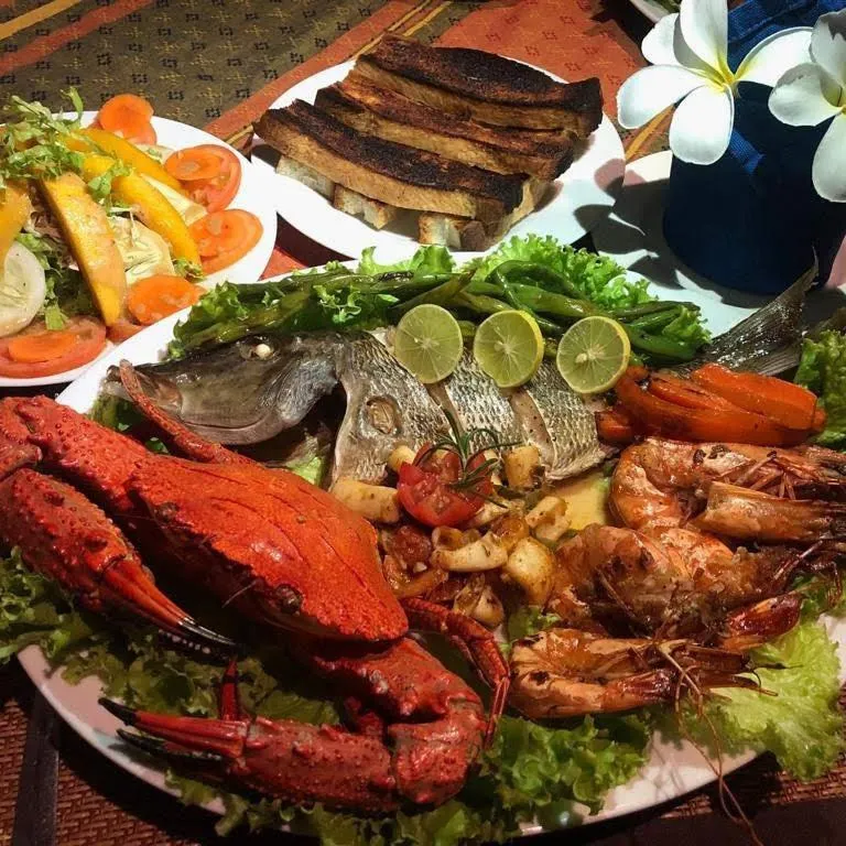 Restaurant/places to eat in La Perla Bentota