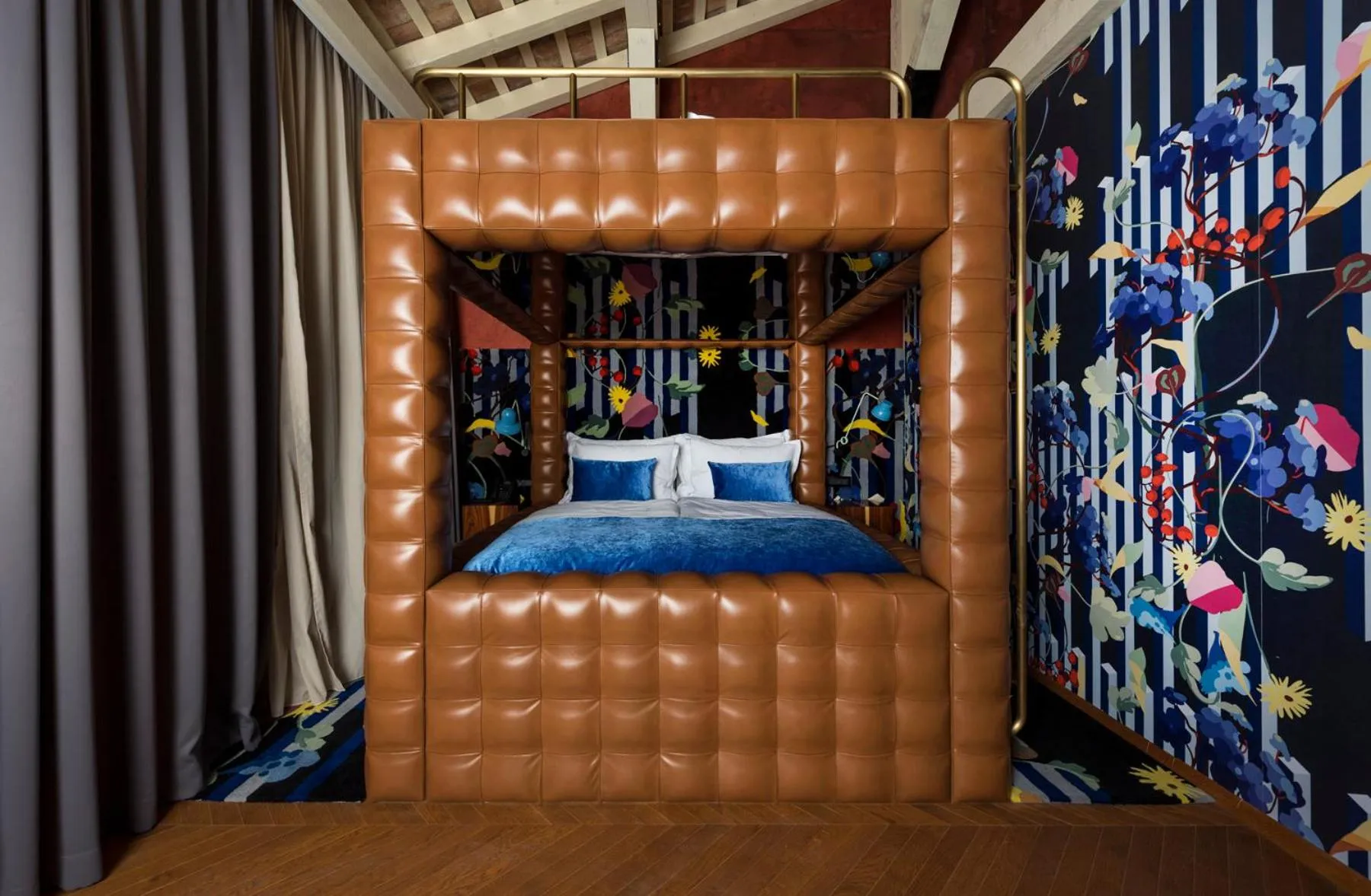 Bed in Winery & Design hotel ROXANICH