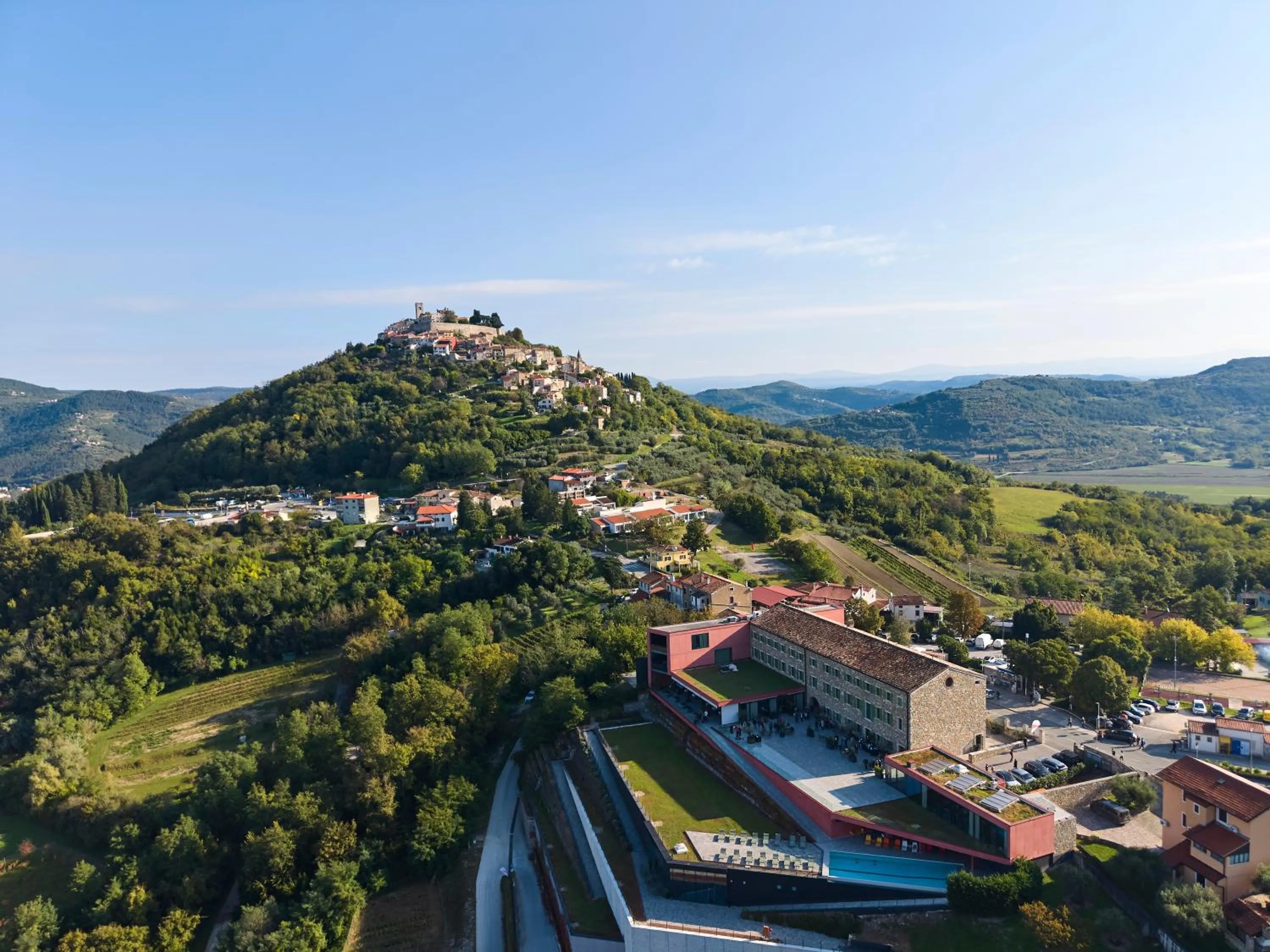 Property building in Winery & Design hotel ROXANICH