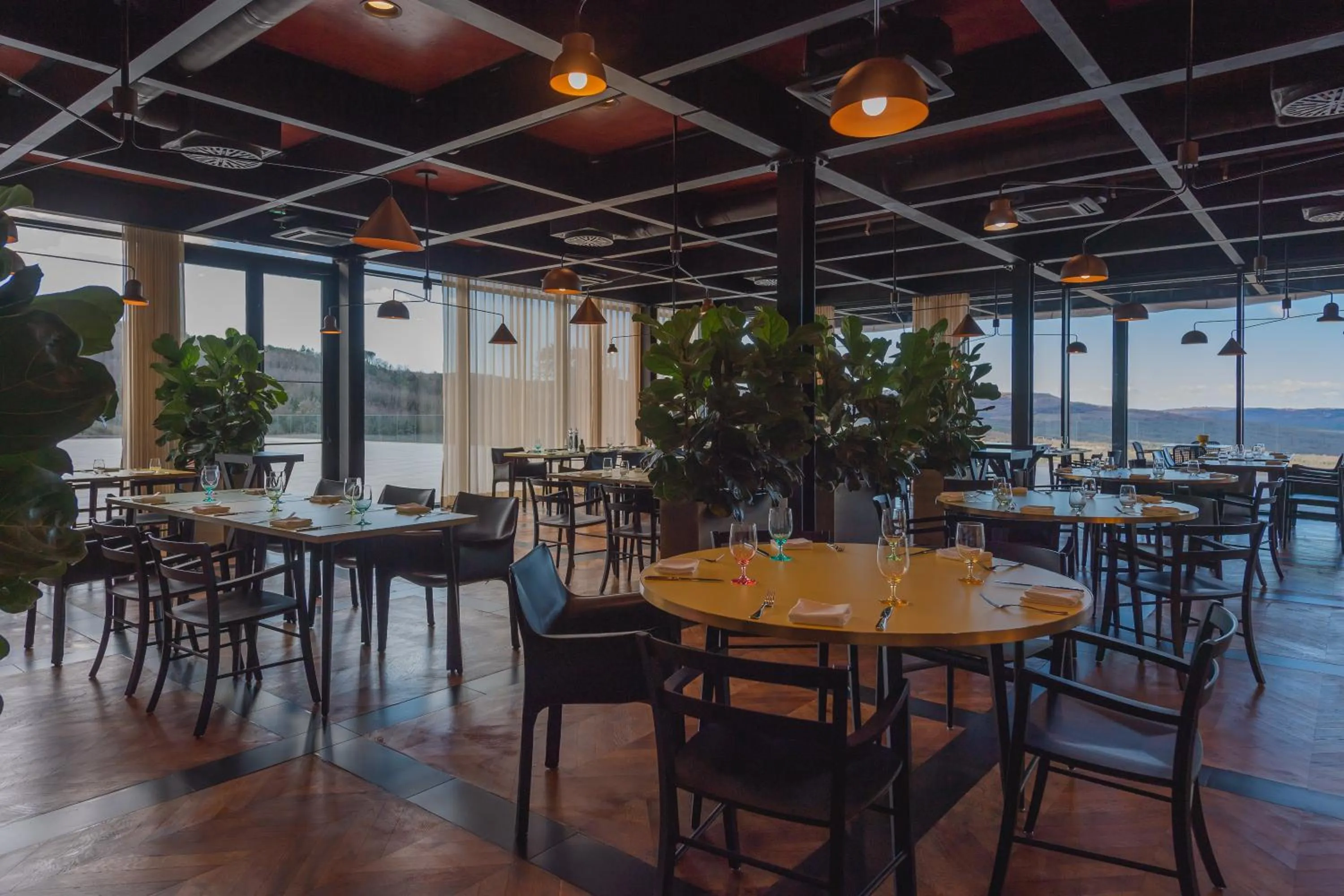 Restaurant/places to eat in Winery & Design hotel ROXANICH