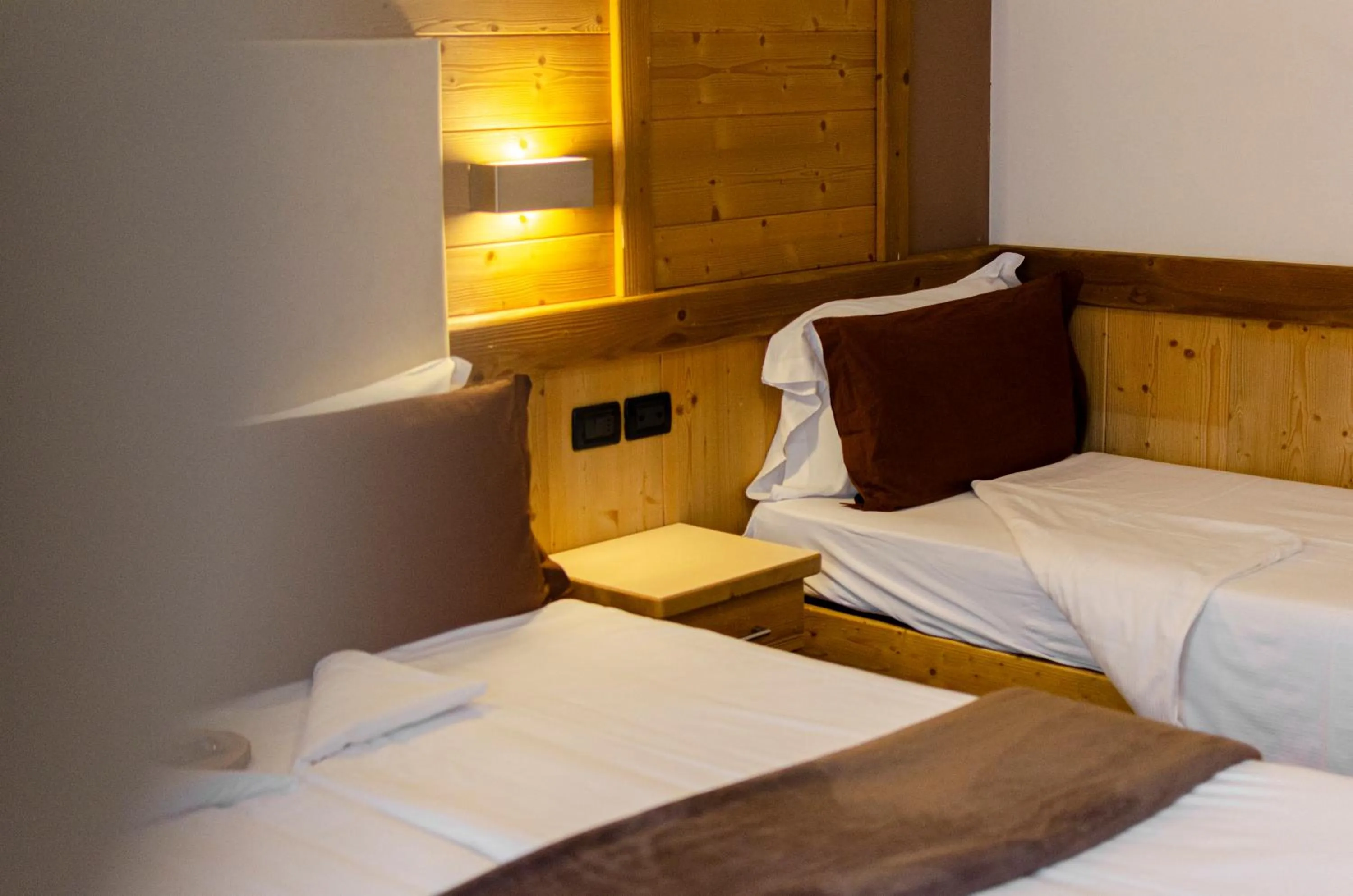 View (from property/room), Bed in Flos Hotel