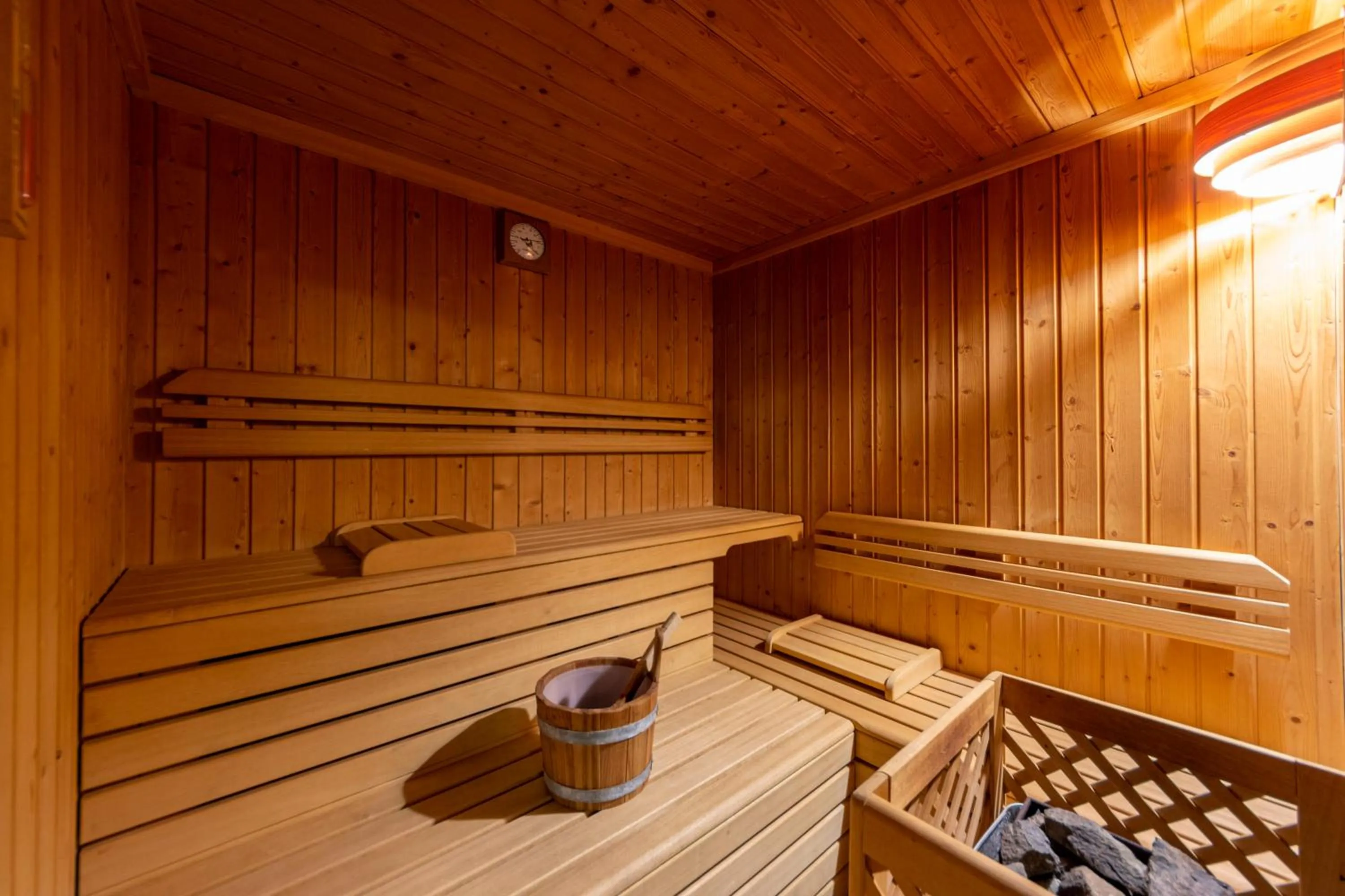 Spa and wellness centre/facilities in Flos Hotel